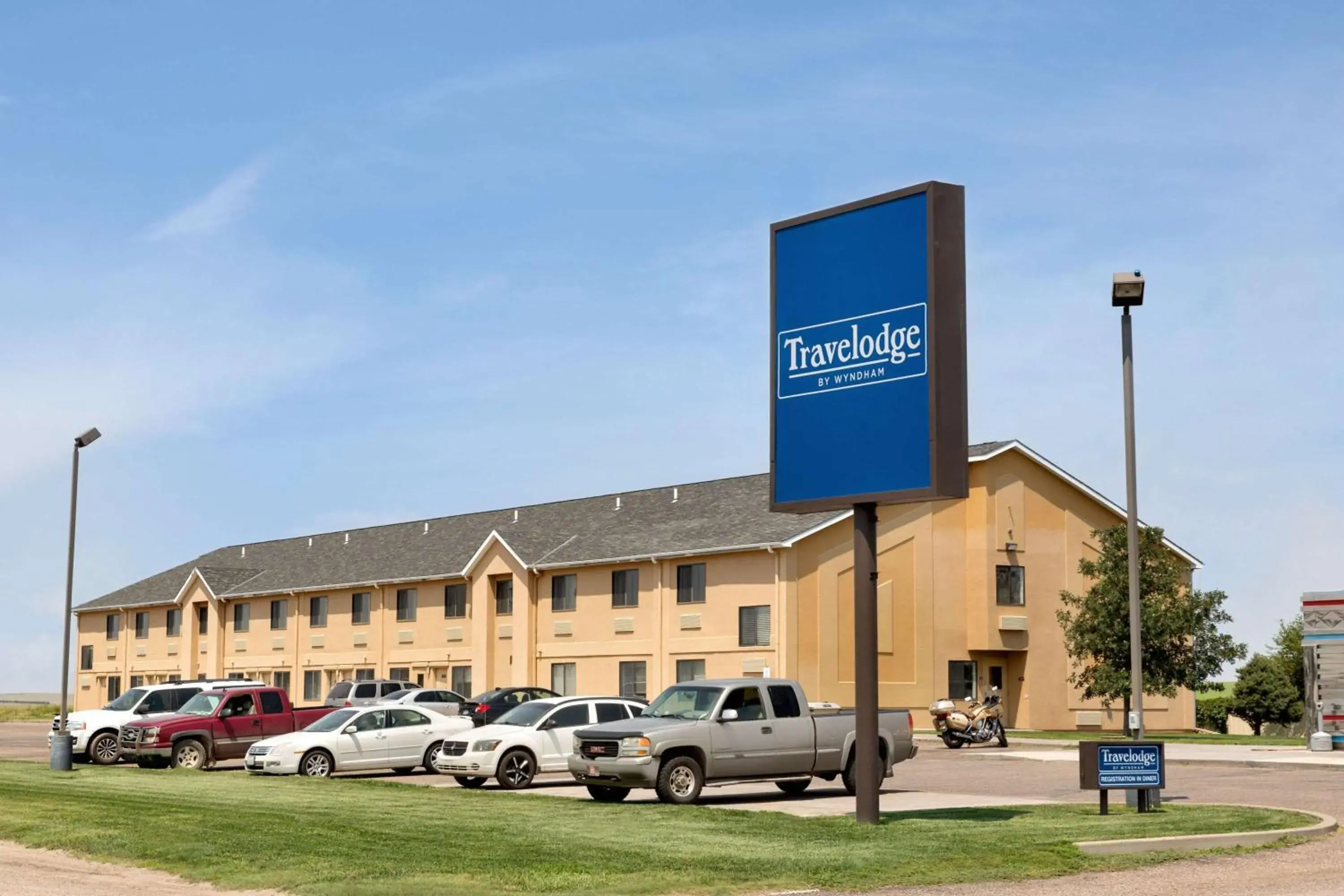 Property building in Travelodge by Wyndham Sharon Springs Property building in Travelodge by Wyndham Sharon Springs