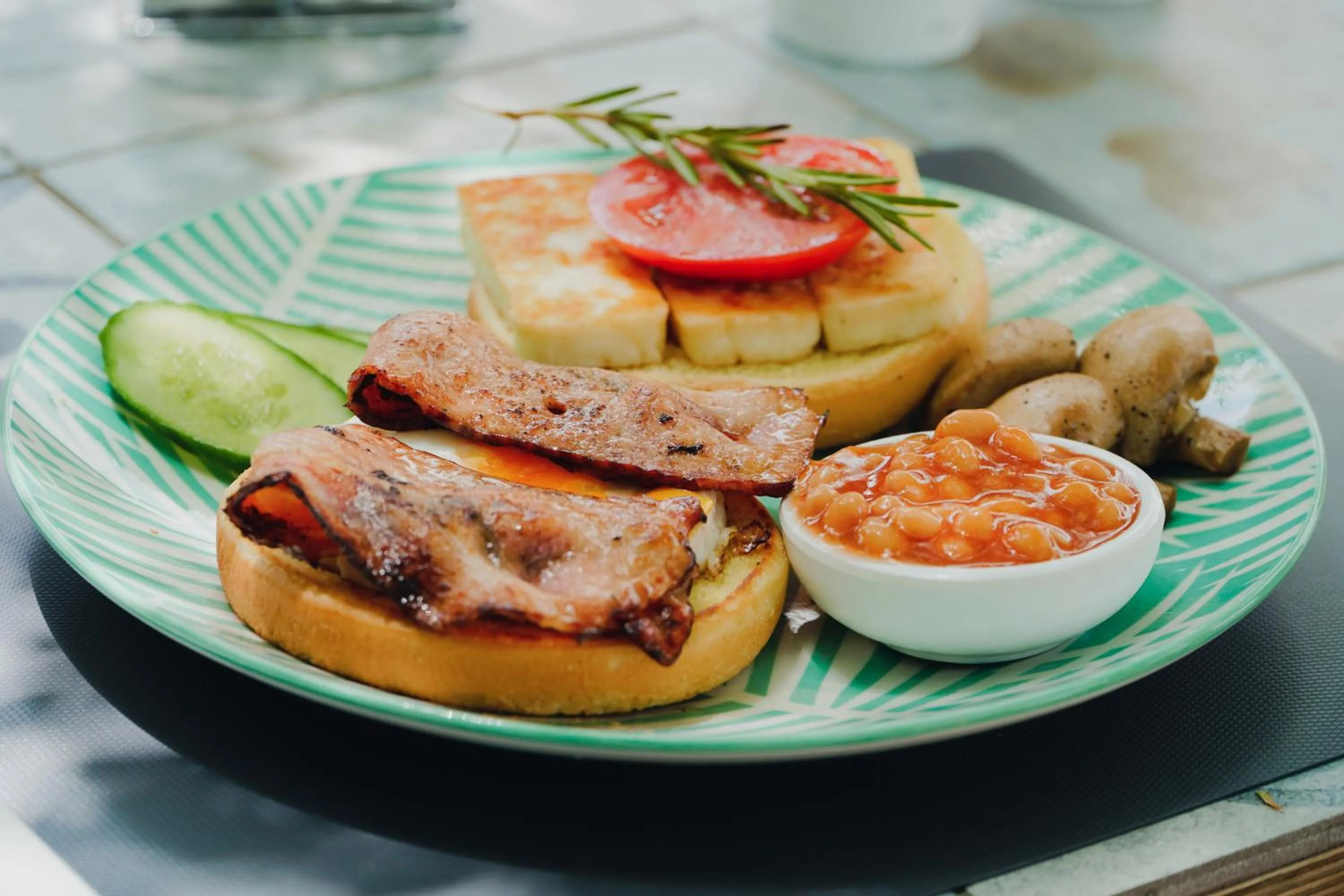 Breakfast in Lantiana Napa Aparthotel