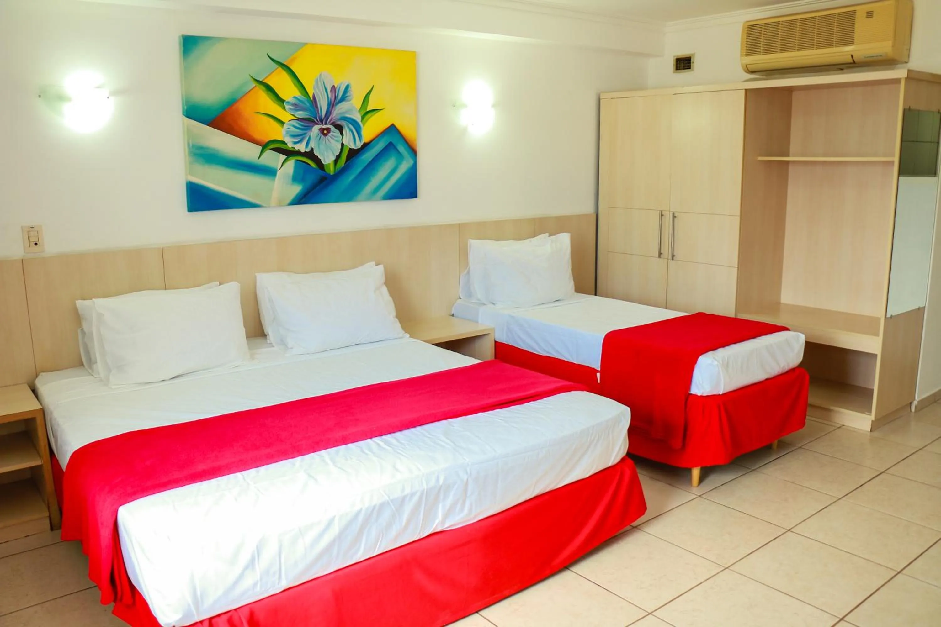 Bed in Bay Park Hotel Resort