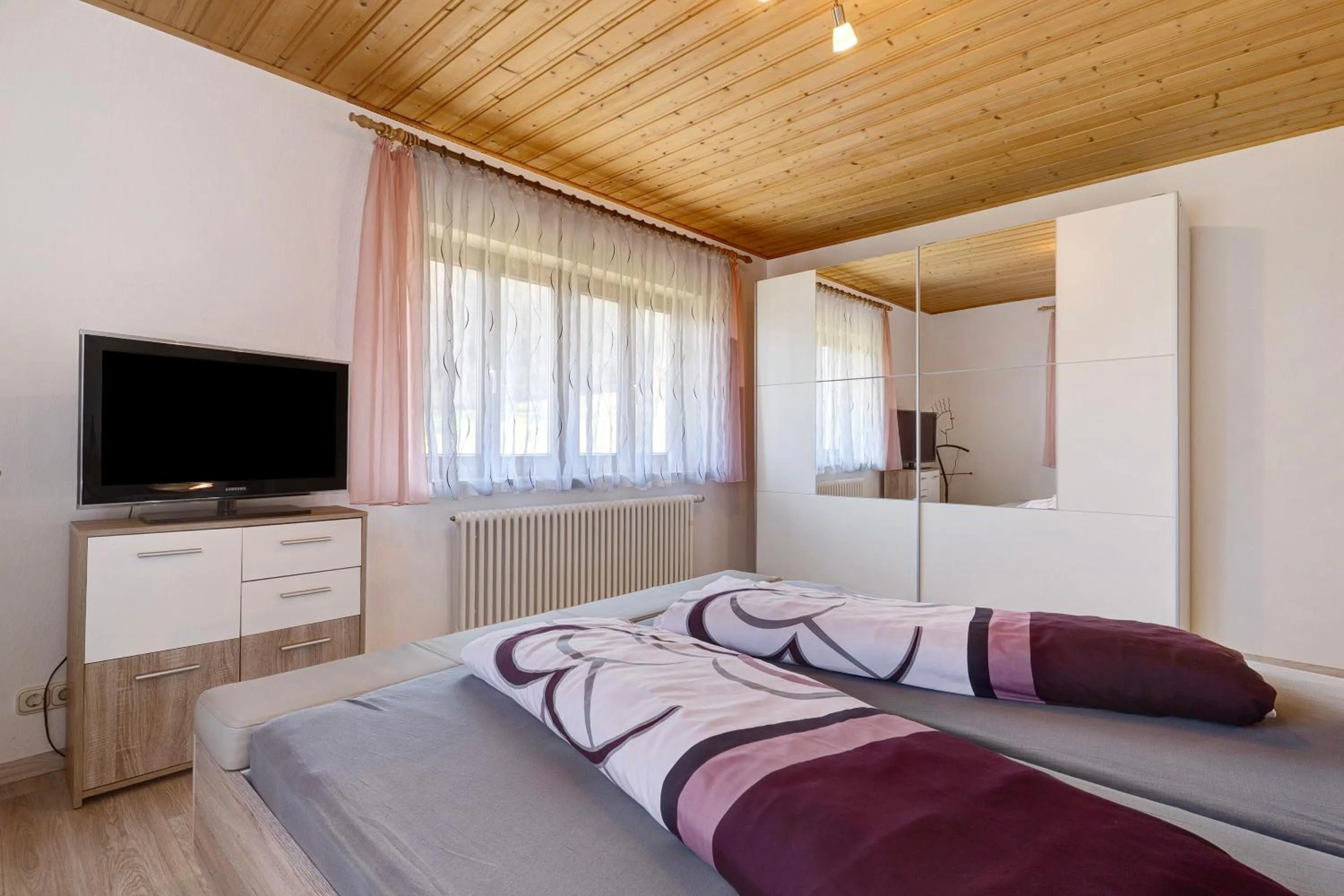 Property building, Bed in Ferienhof Benz