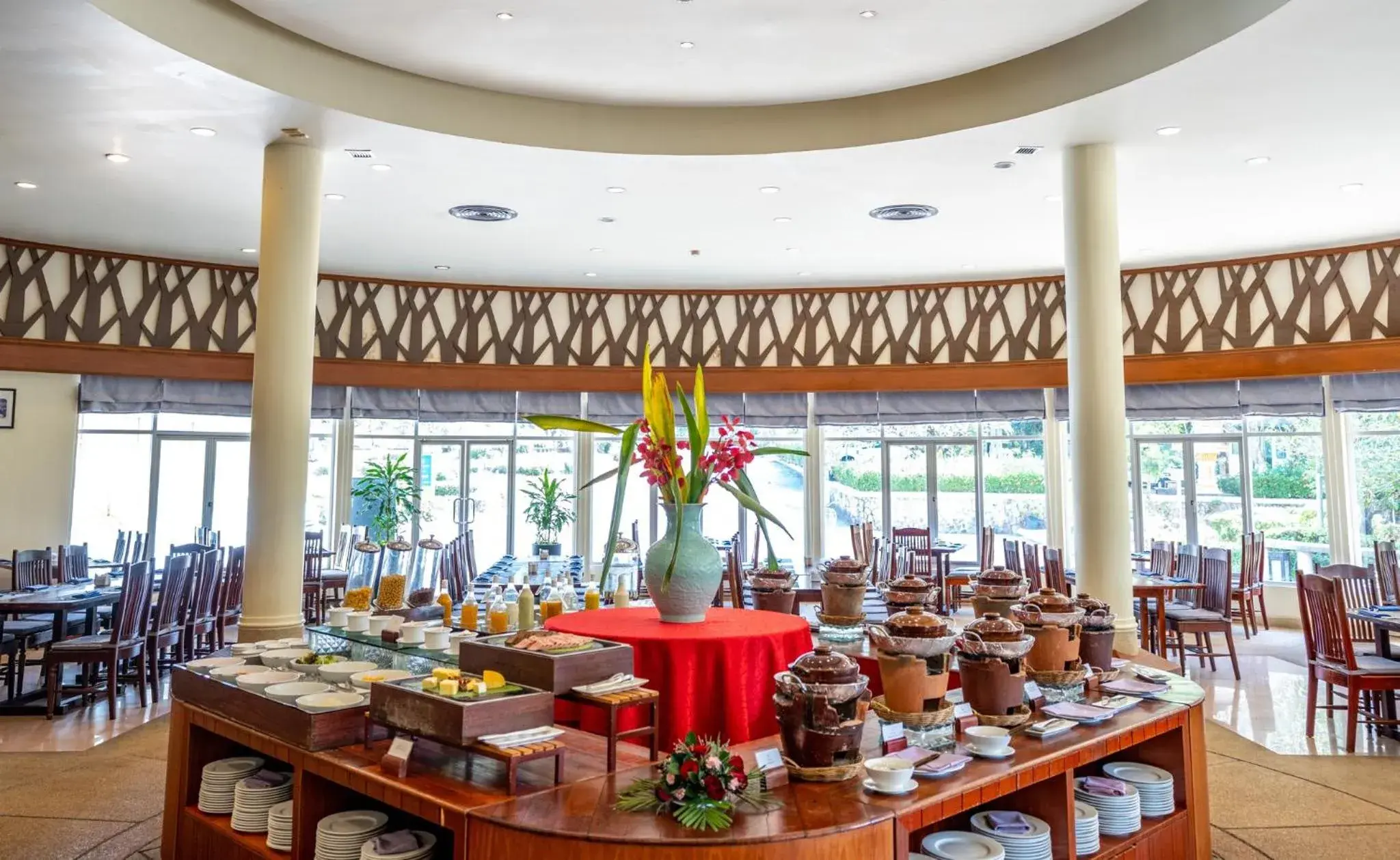 Breakfast in Independence Hotel Resort & Spa Breakfast in Independence Hotel Resort & Spa