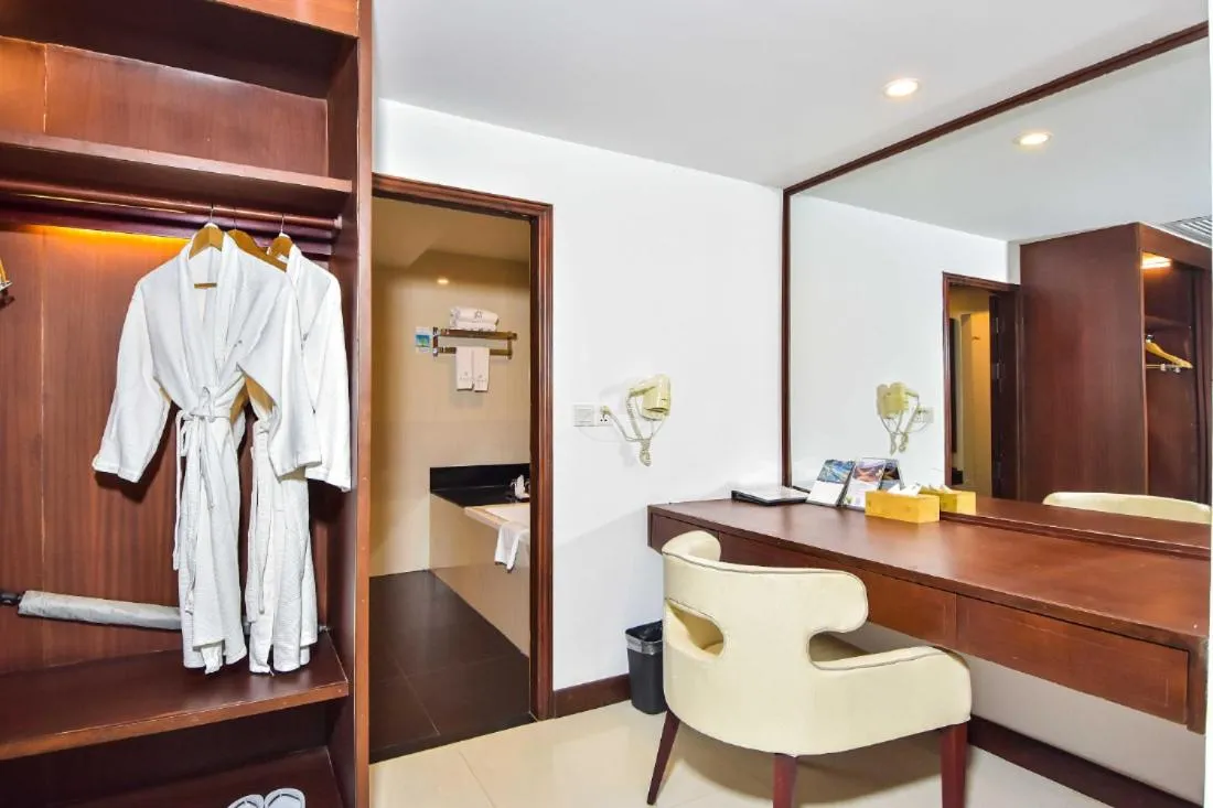 Independence Hotel Resort & Spa