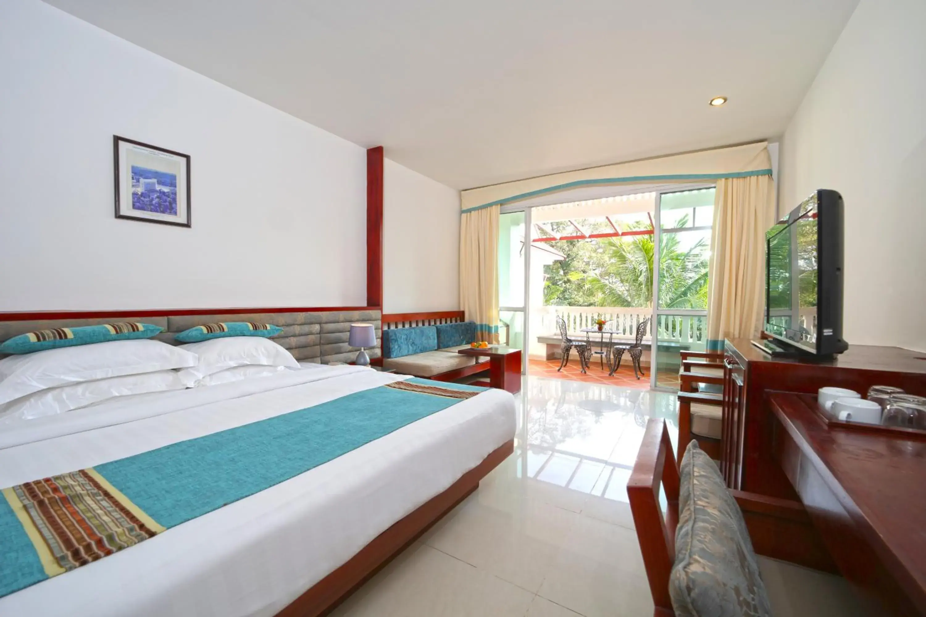 Bedroom, Bed in Independence Hotel Resort & Spa Bedroom, Bed in Independence Hotel Resort & Spa