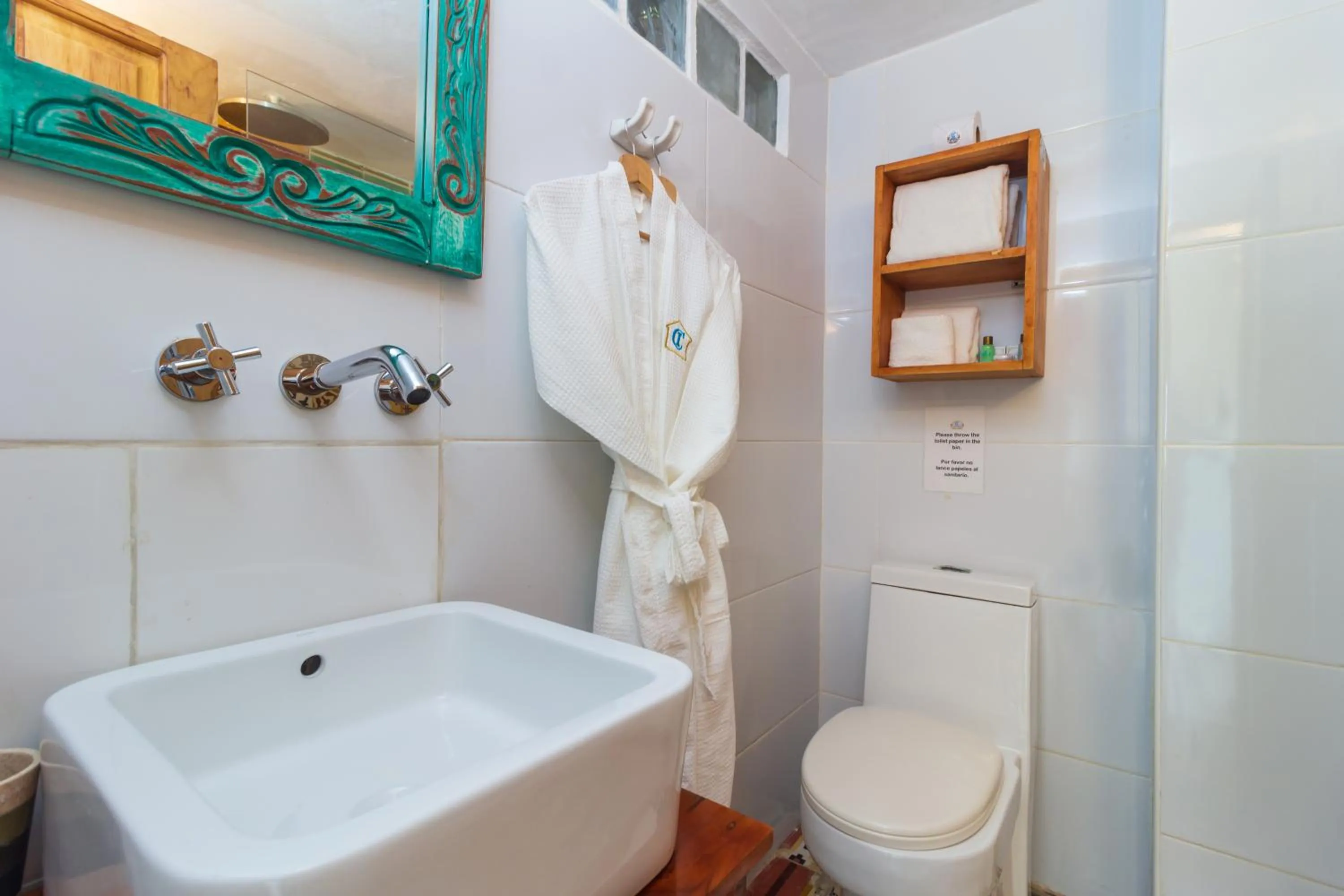 Bathroom in Voilá Signature Casa Isabel