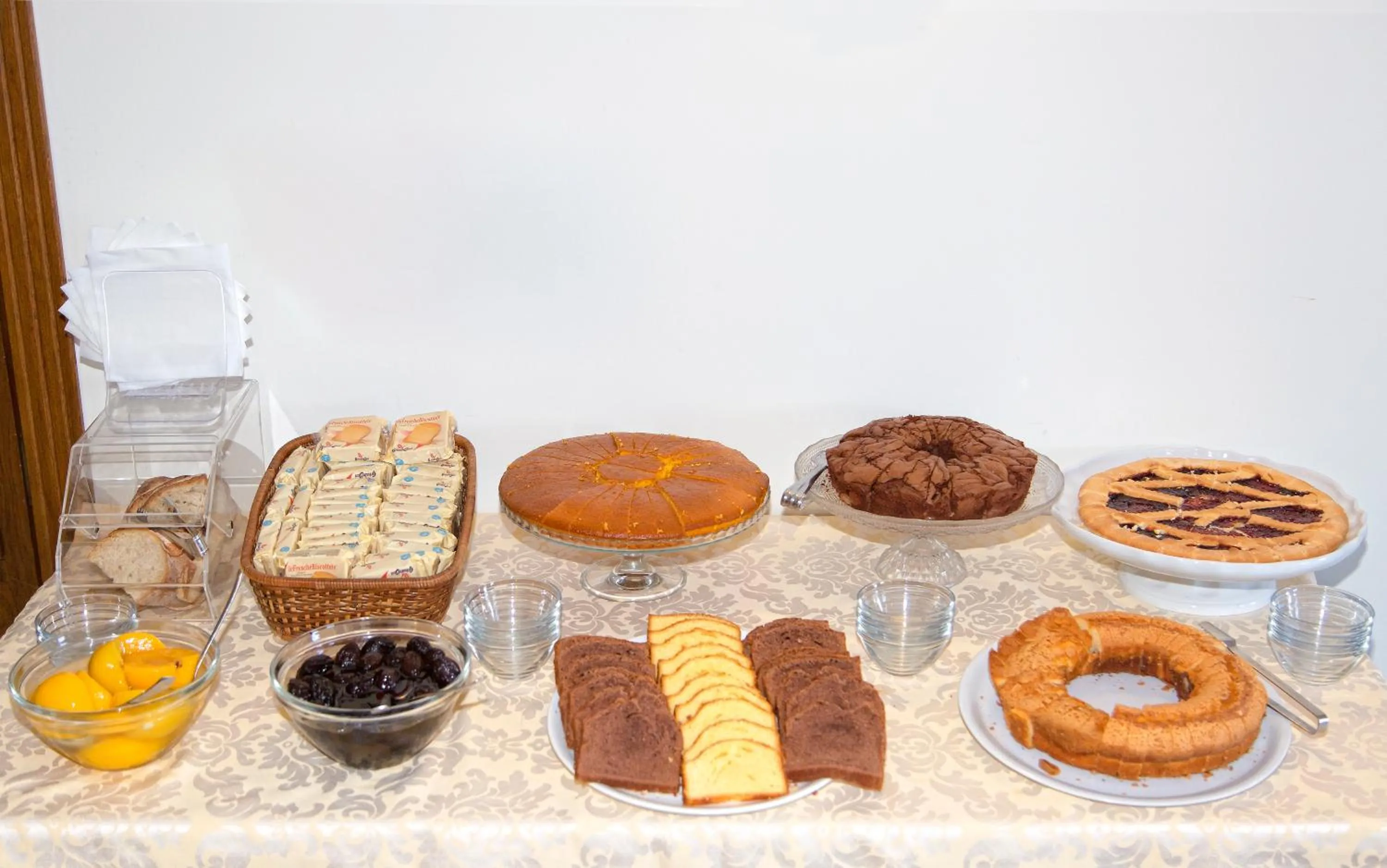 Breakfast in Parco Residence La Rosa