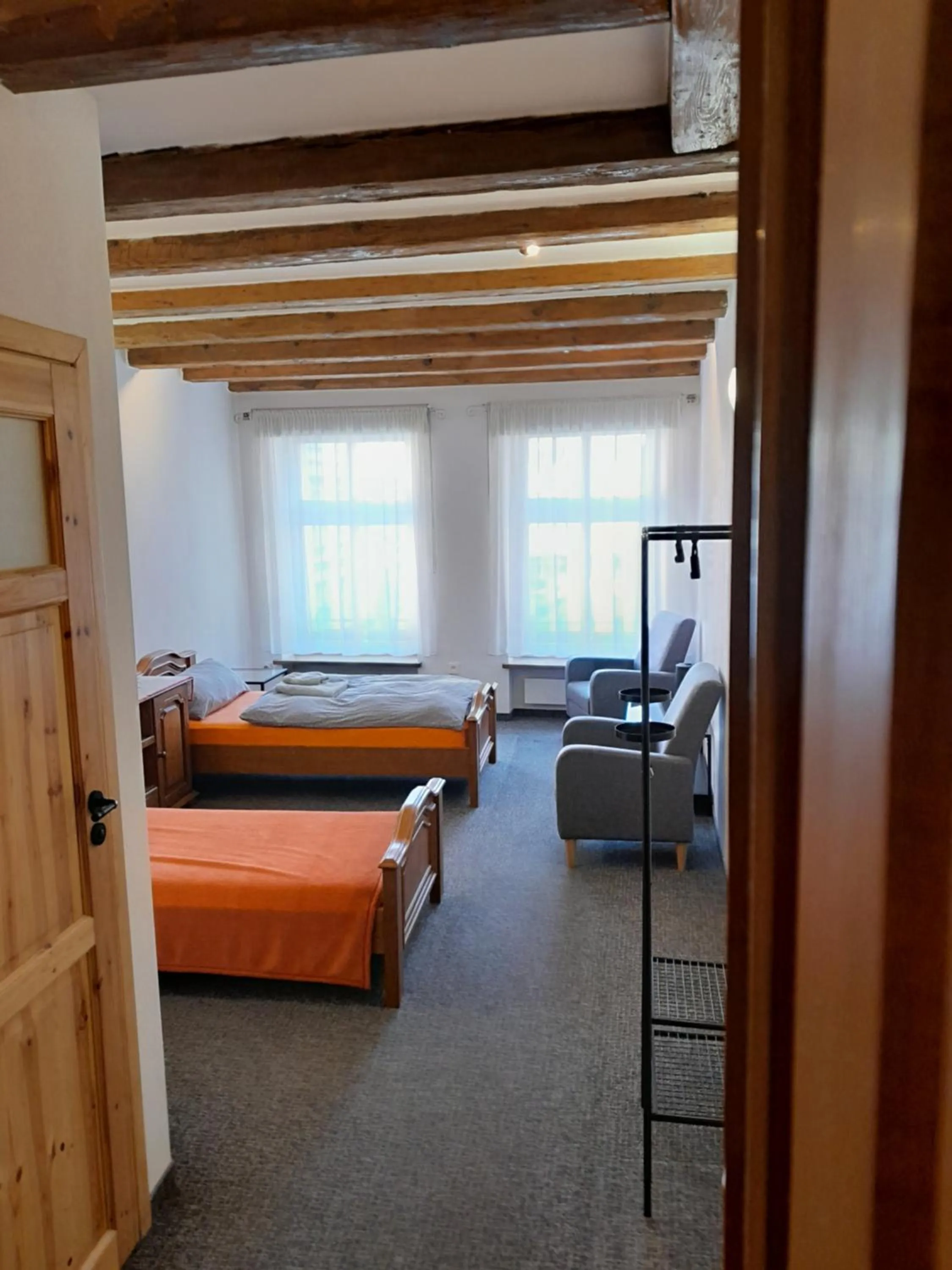 Bed in Academus Pub & Guest House