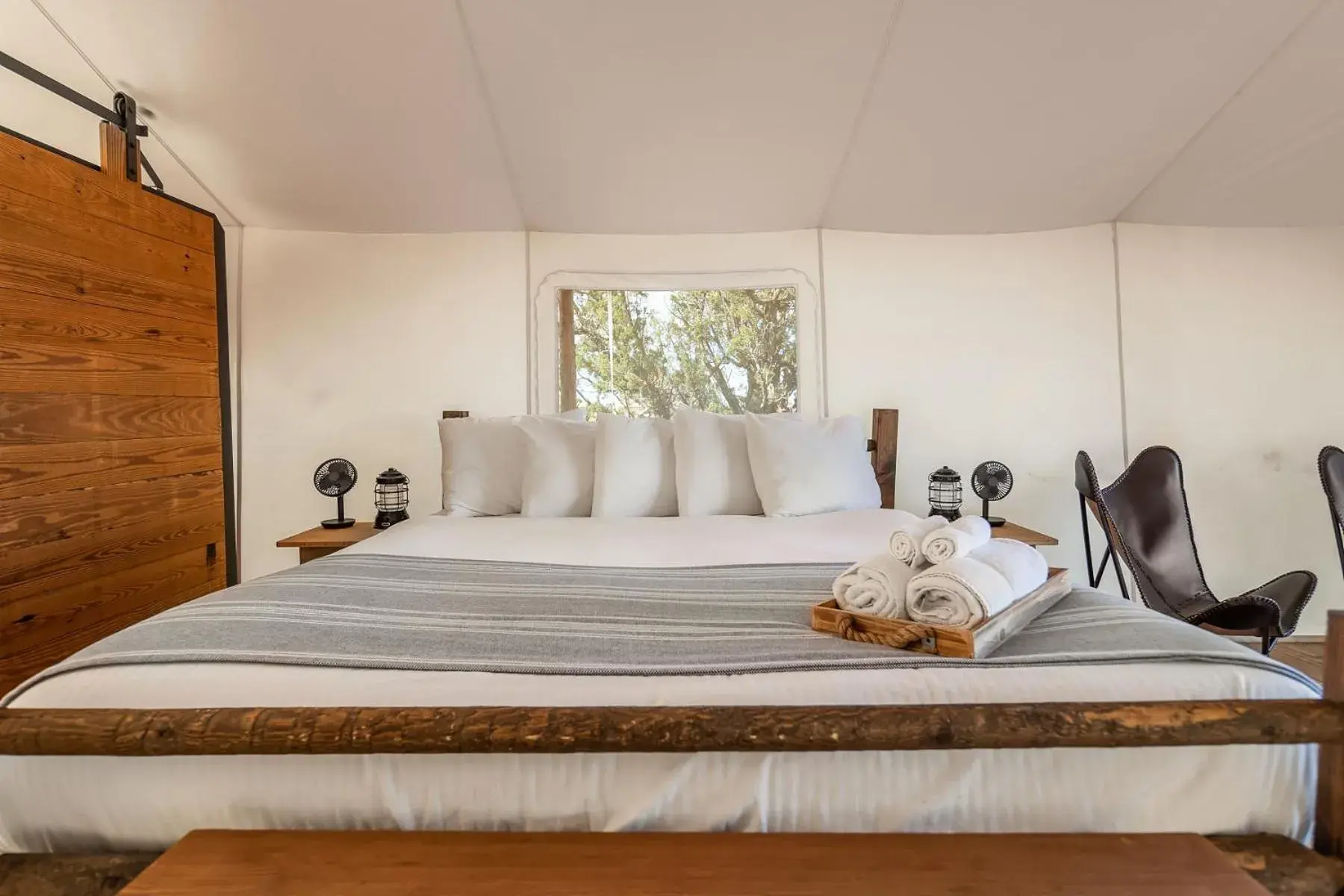 Deluxe Tent with Private Bathroom and Kids Tent in Under Canvas Grand Canyon Deluxe Tent with Private Bathroom and Kids Tent in Under Canvas Grand Canyon