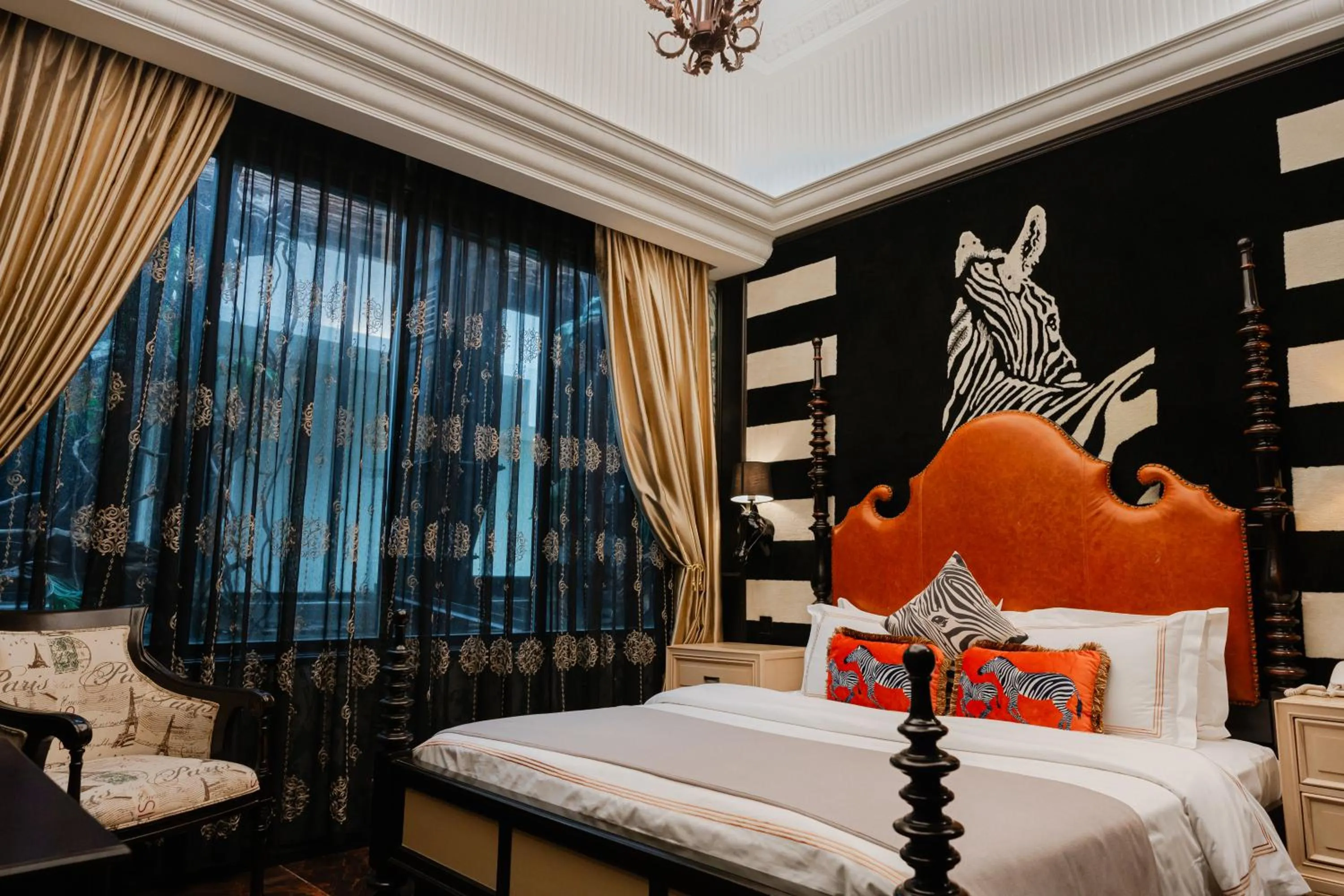 Bed in Midori Concept Hotel