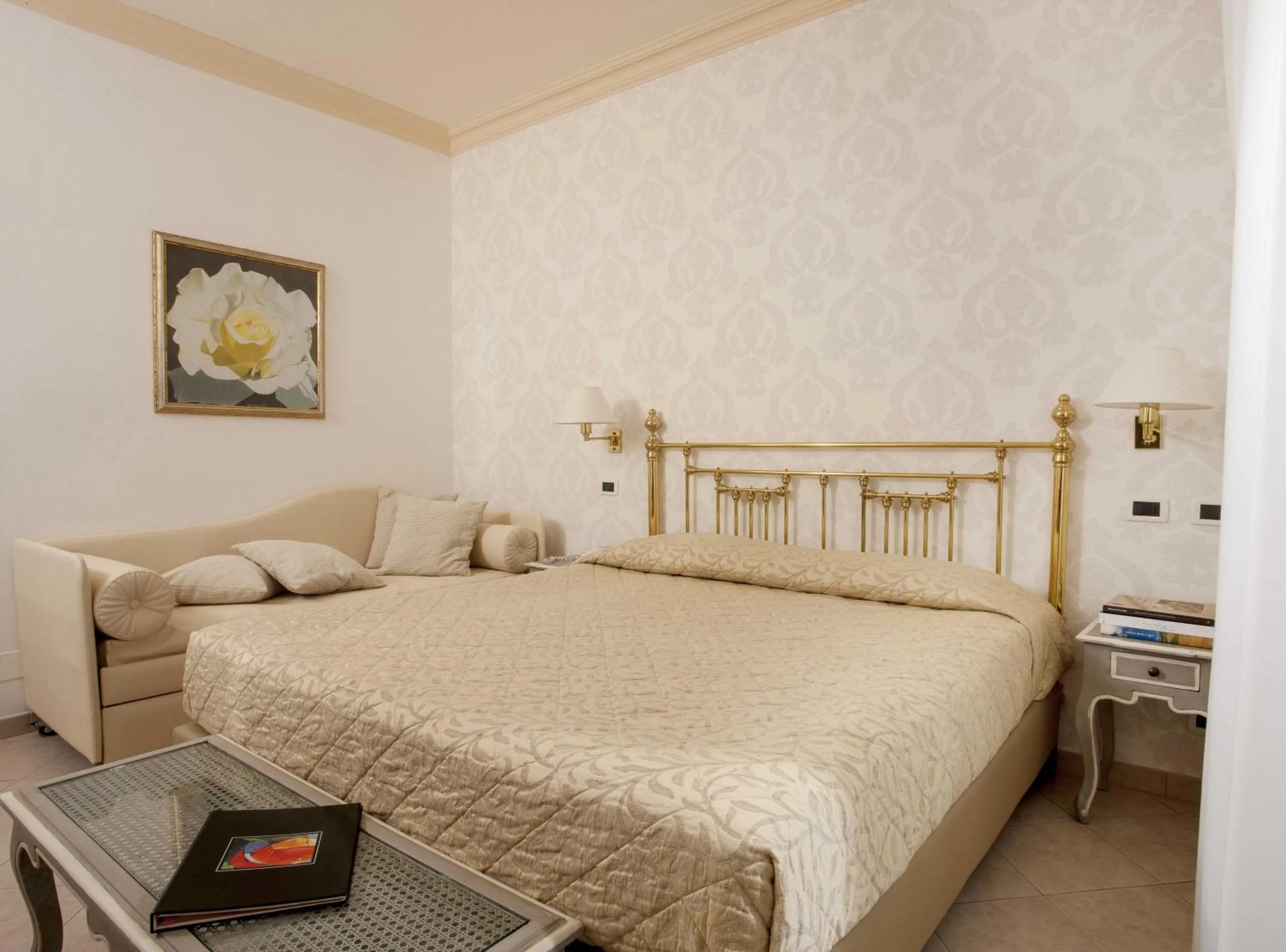 Bed in Hotel Posillipo