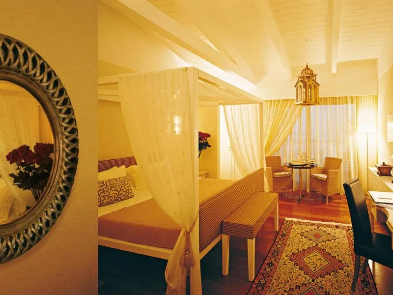 Photo of the whole room in Hotel Posillipo