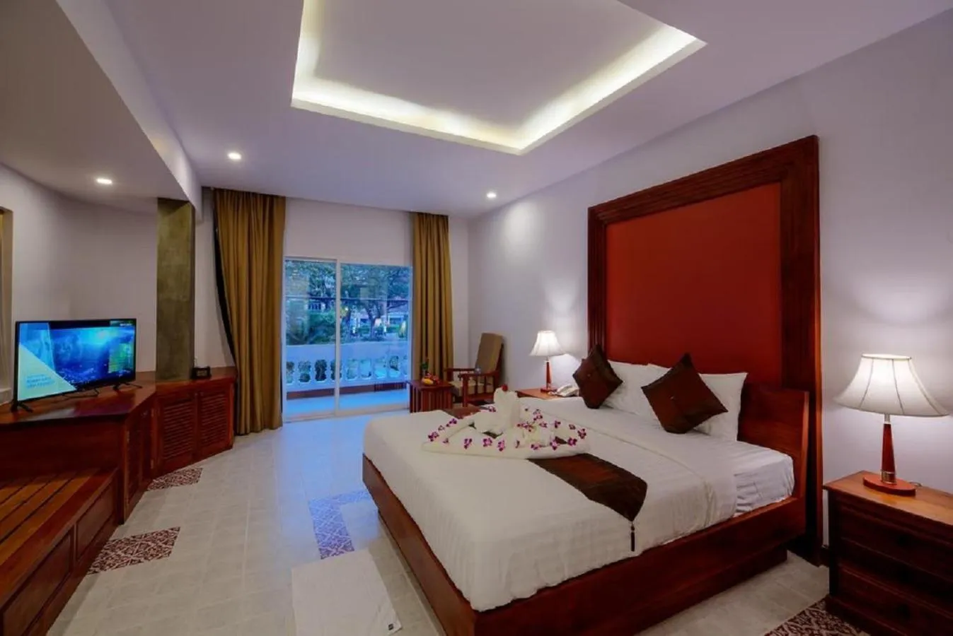 Bed in Shadow Angkor Residence