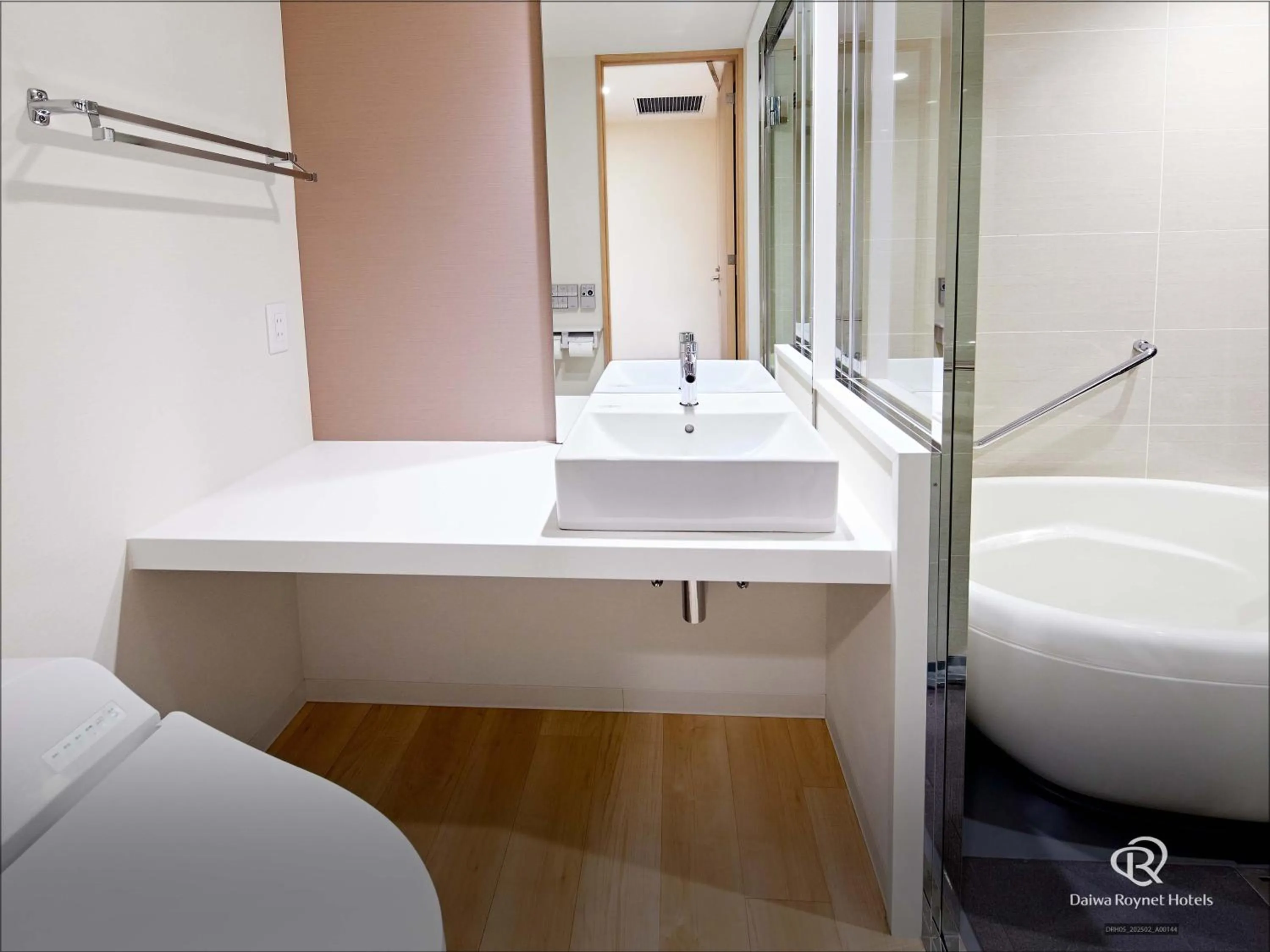 Photo of the whole room in Daiwa Roynet Hotel Kyoto Ekimae PREMIER