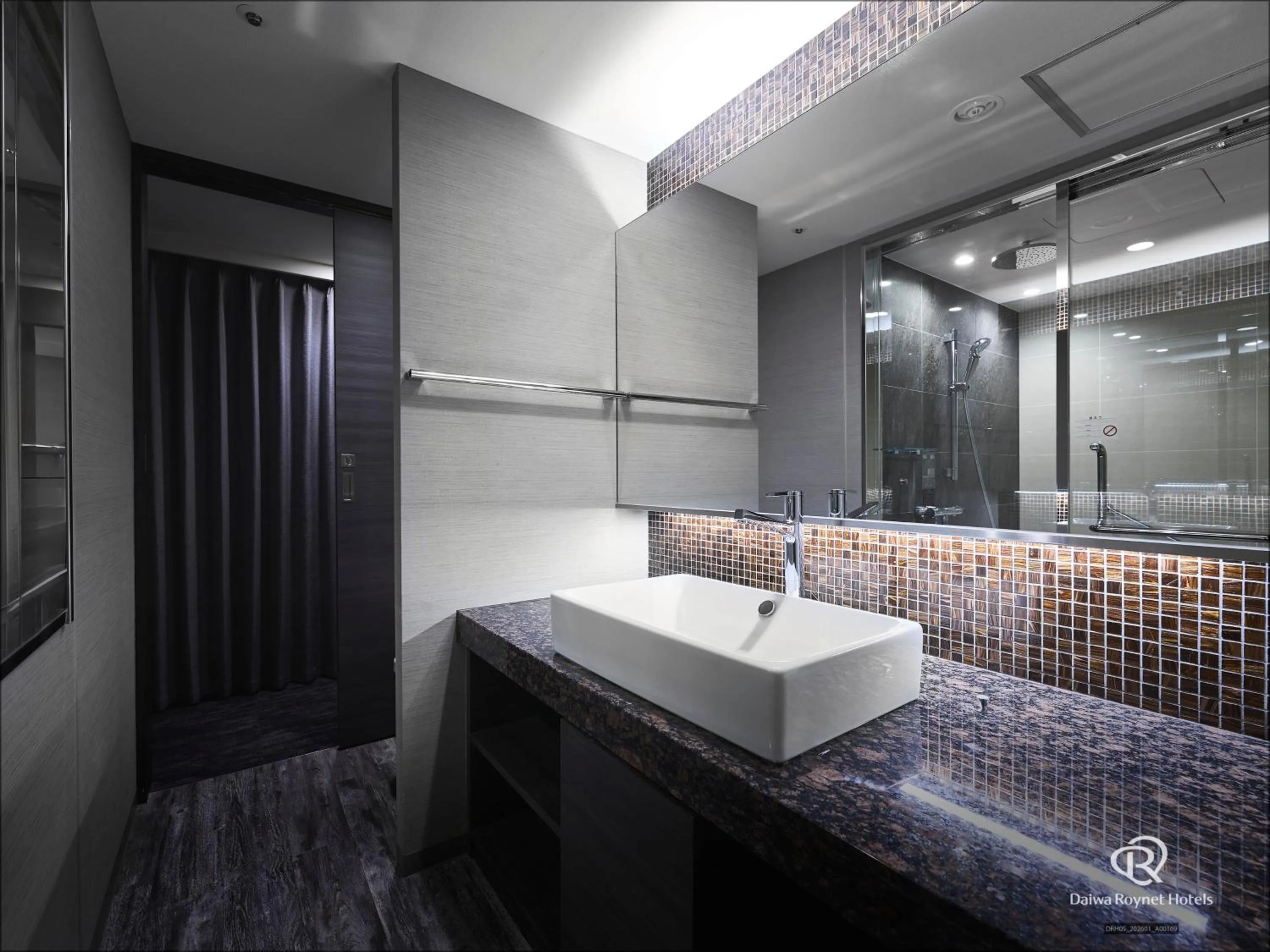 Bathroom in Daiwa Roynet Hotel Kyoto Ekimae PREMIER