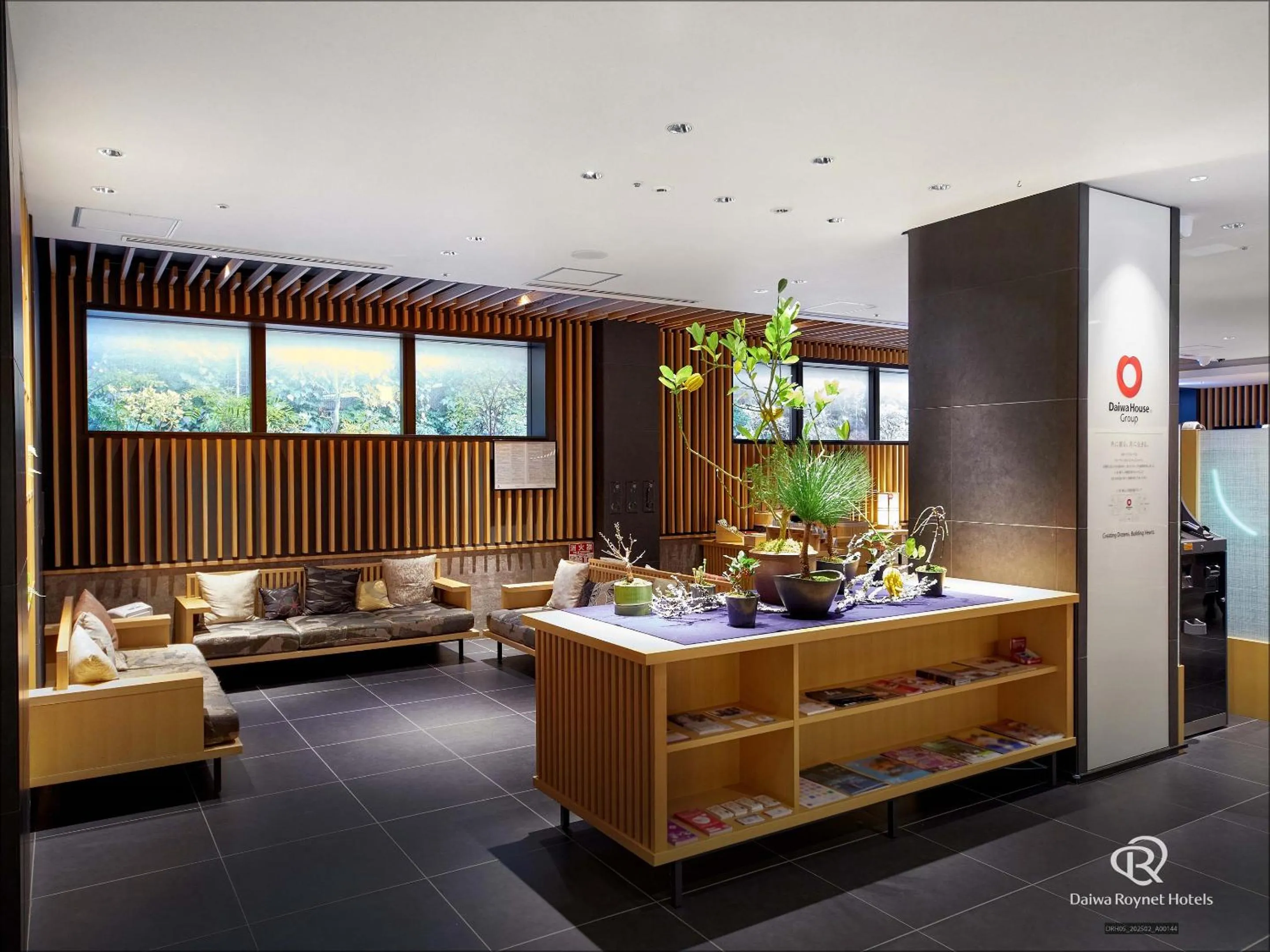 Lobby or reception in Daiwa Roynet Hotel Kyoto Ekimae PREMIER