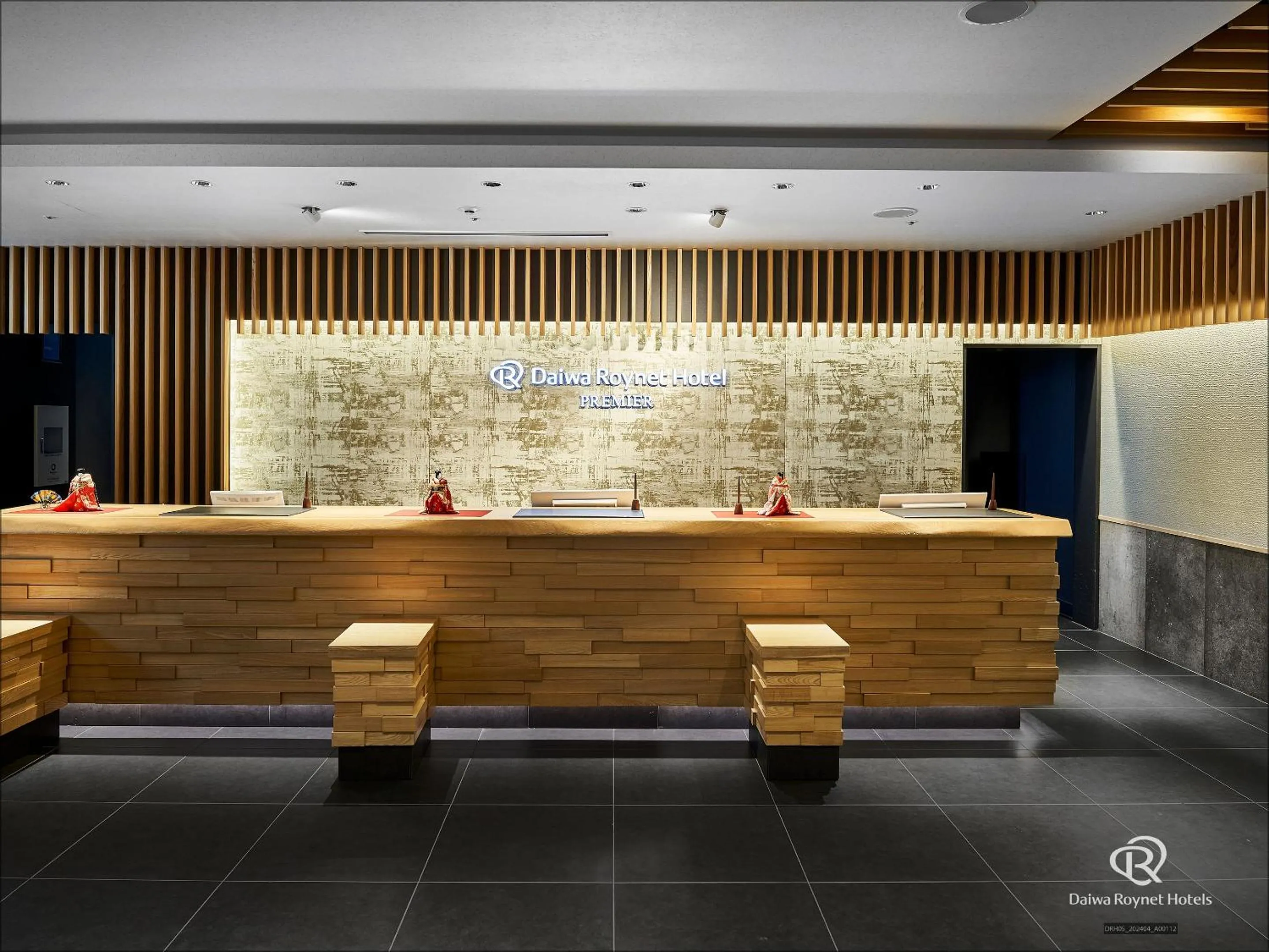 Lobby or reception in Daiwa Roynet Hotel Kyoto Ekimae PREMIER