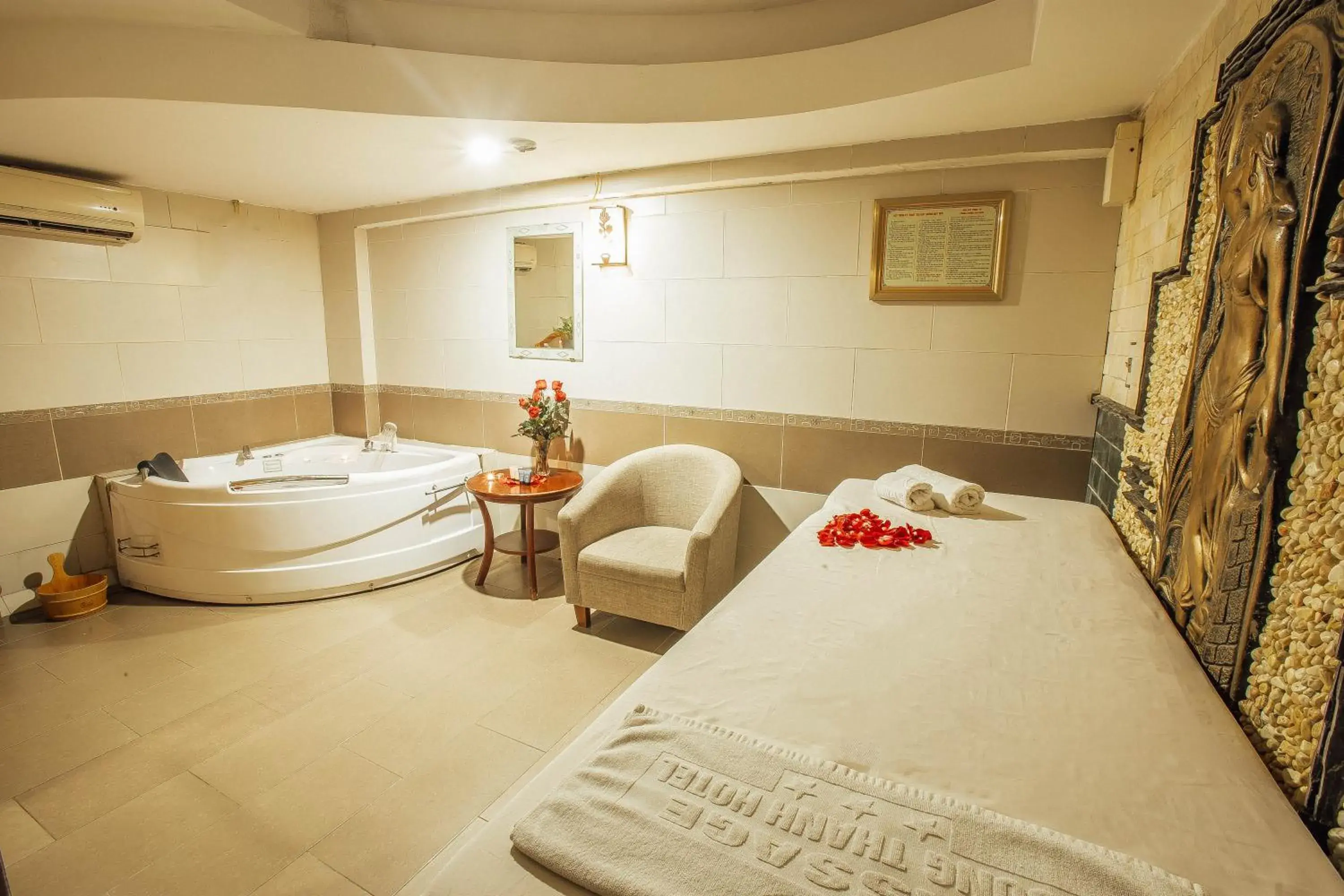 Massage, Bed in Muong Thanh Vinh Hotel Massage, Bed in Muong Thanh Vinh Hotel