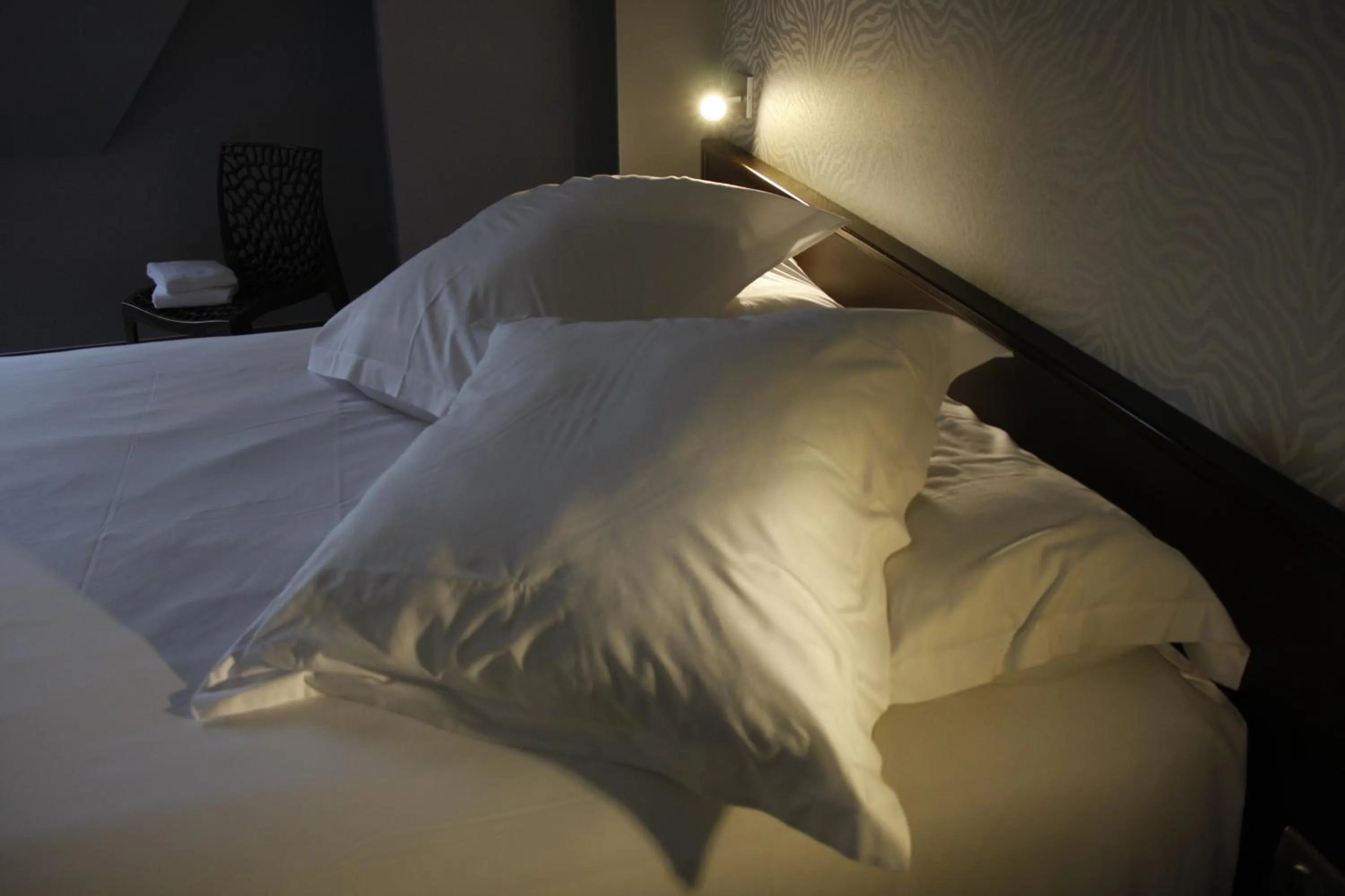 Bed in Hôtel Restaurant Les Alizés