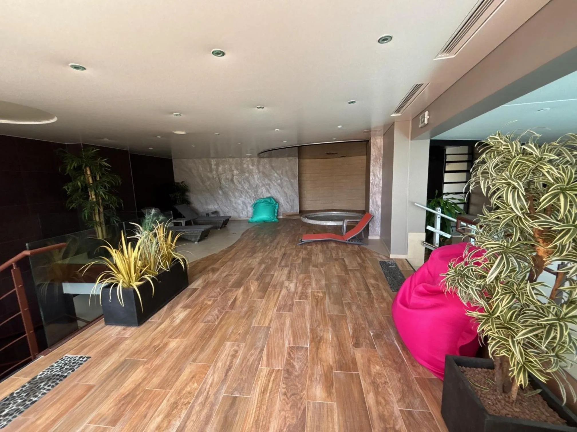 Hot Tub in Hôtel Restaurant Les Alizés