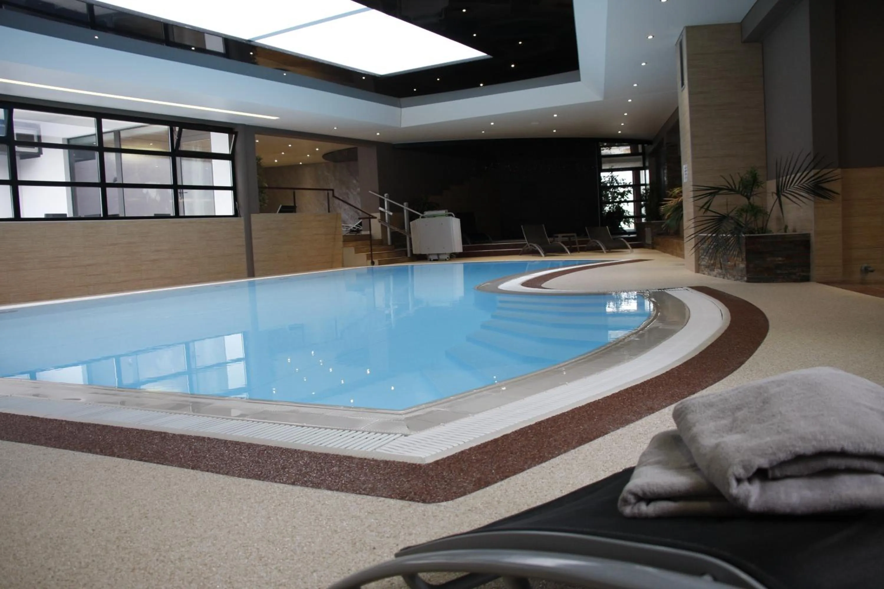 Spa and wellness centre/facilities in Hôtel Restaurant Les Alizés