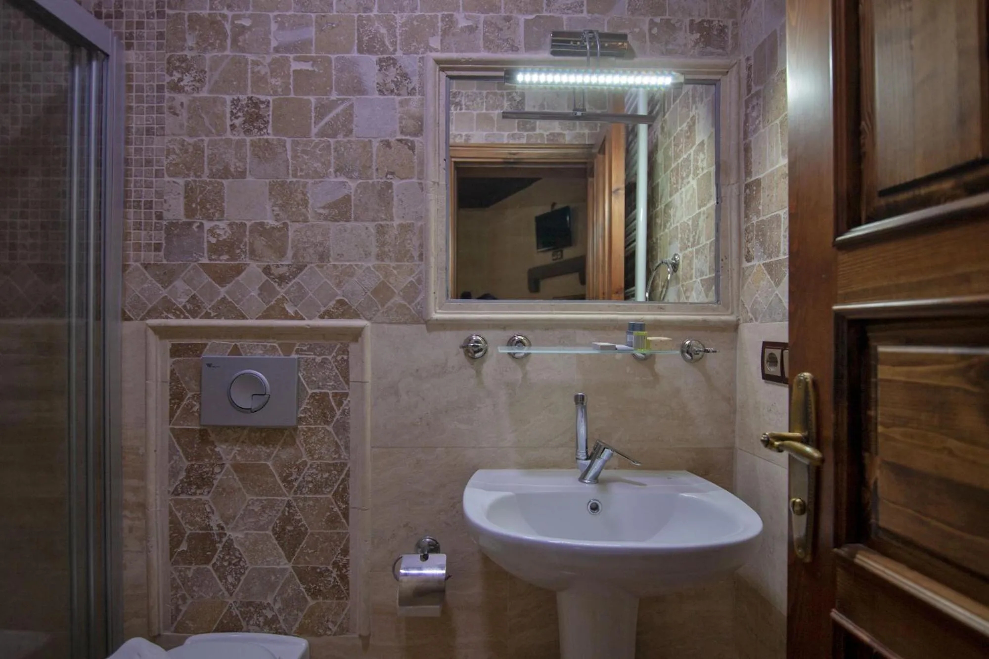 Shower in Peace Stone House