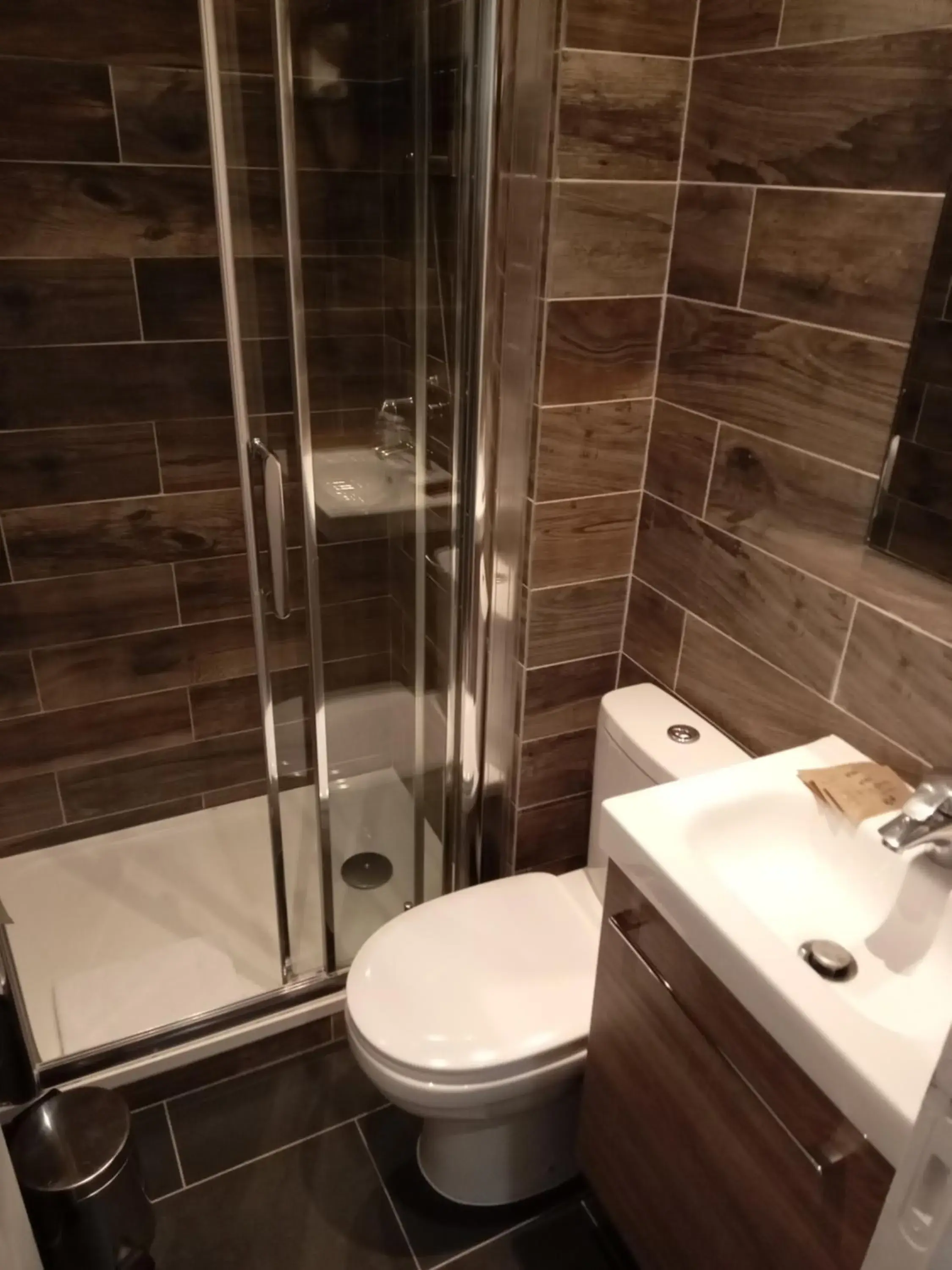 Superior Double Room in Hotel Modern Est Superior Double Room in Hotel Modern Est