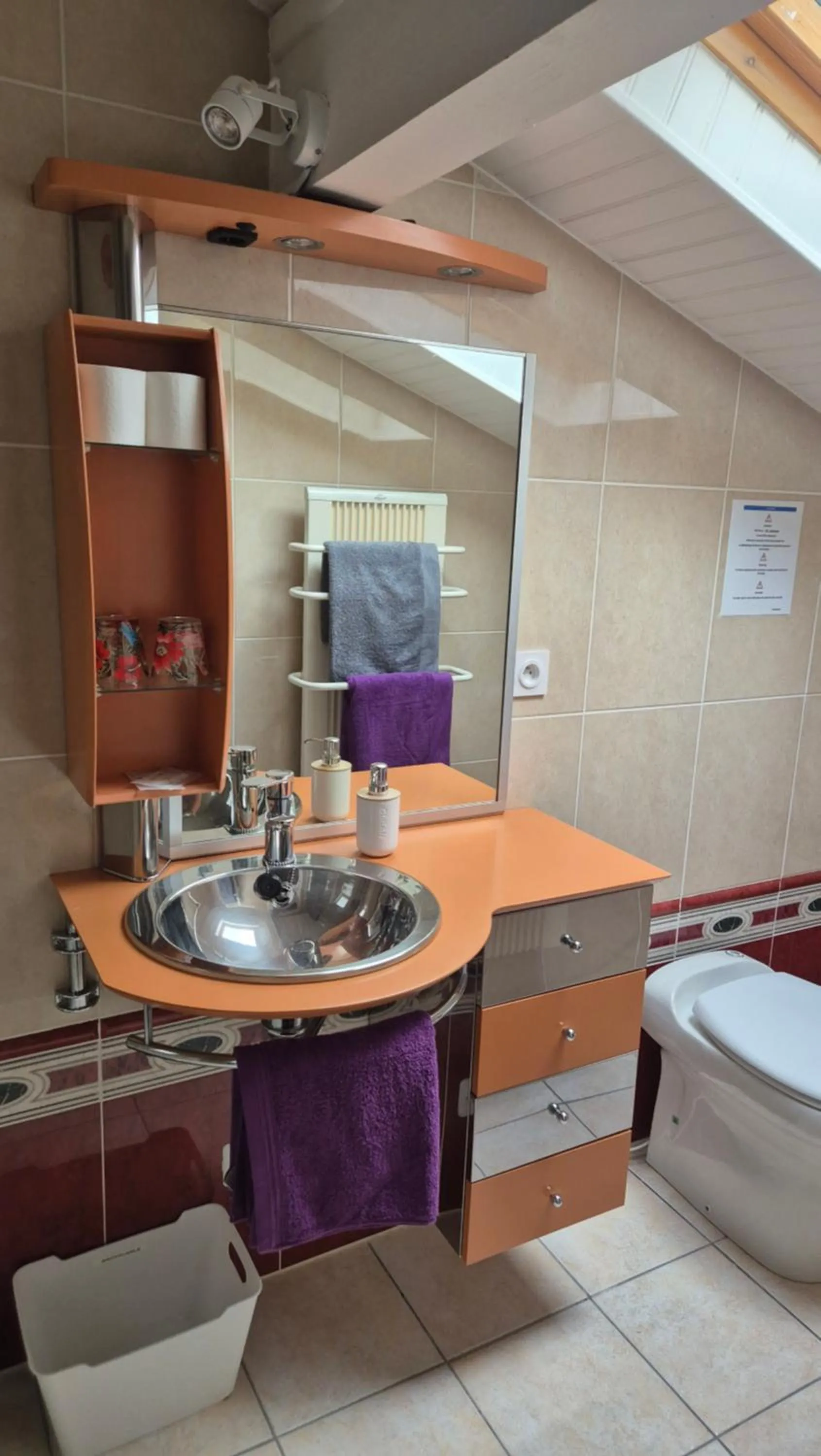 Shower in Villa Goxoki avec piscine Saint Jean Pied de Port