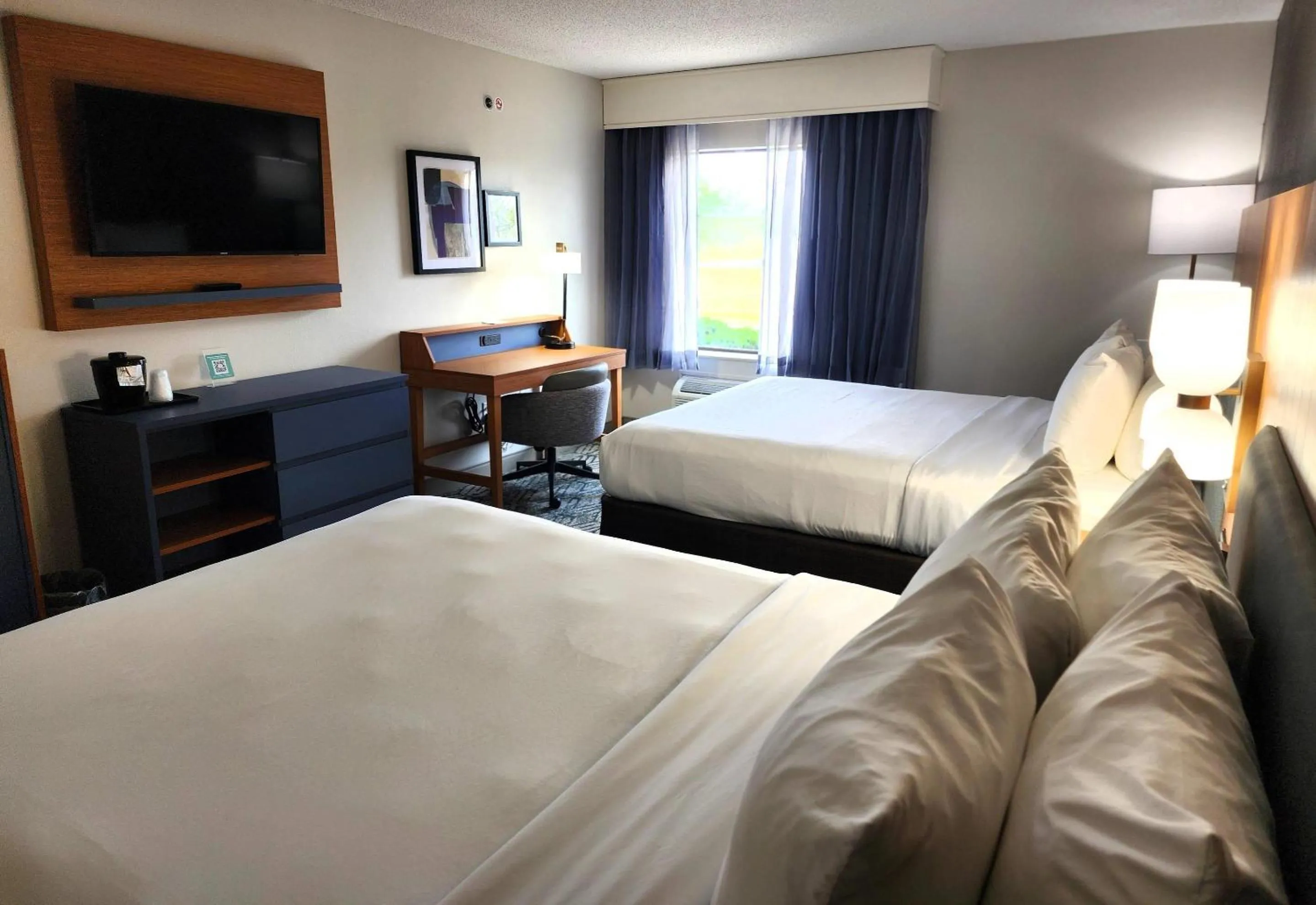 Bedroom, Bed in Country Inn & Suites by Radisson, Dahlgren-King George, VA