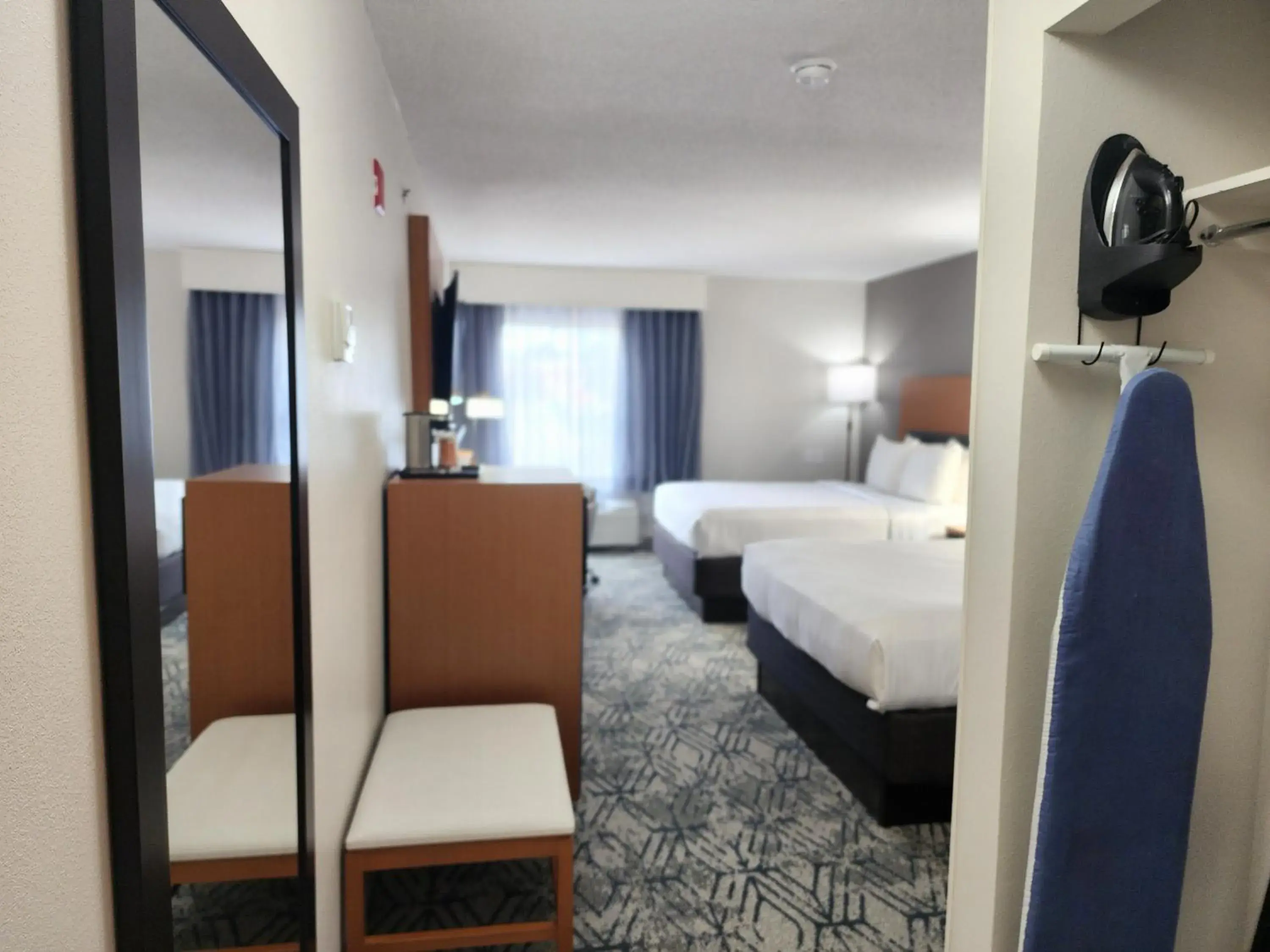 Bed in Country Inn & Suites by Radisson, Dahlgren-King George, VA Bed in Country Inn & Suites by Radisson, Dahlgren-King George, VA