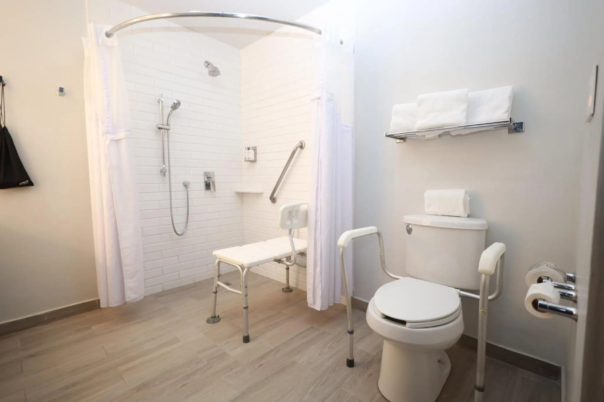 Photo of the whole room in Holiday Inn Durango by IHG