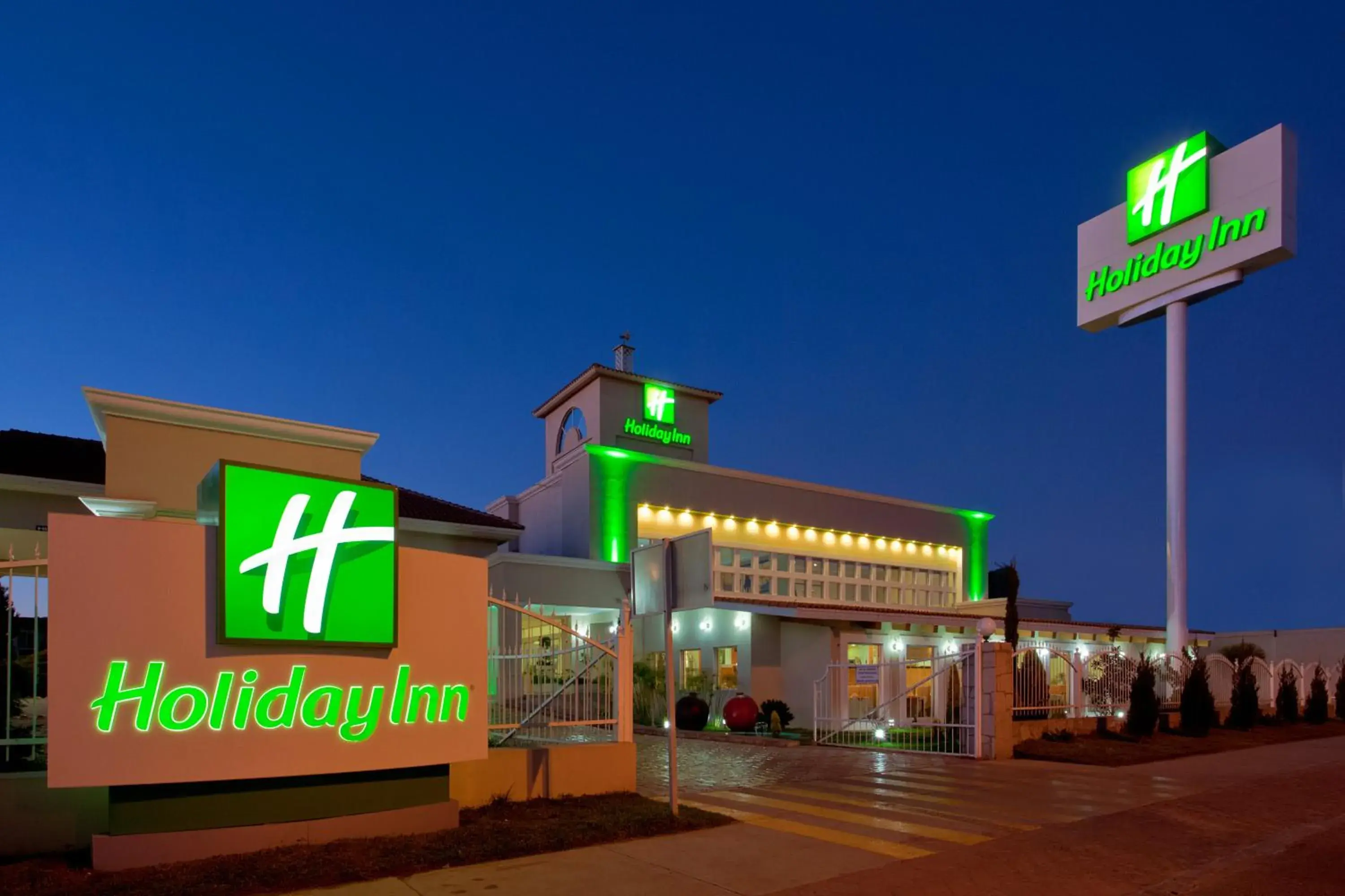 Property building in Holiday Inn Durango by IHG Property building in Holiday Inn Durango by IHG