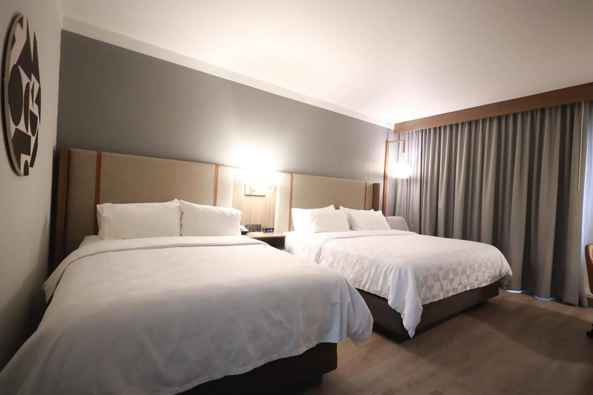 Photo of the whole room, Bed in Holiday Inn Durango by IHG