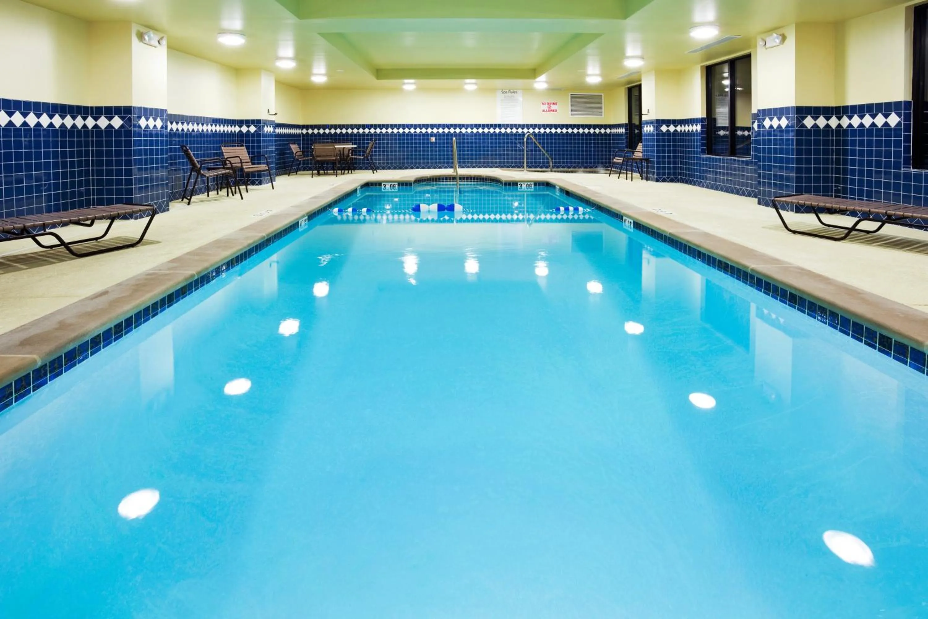 Swimming pool in Holiday Inn Express Hotel & Suites Smyrna-Nashville Area by IHG