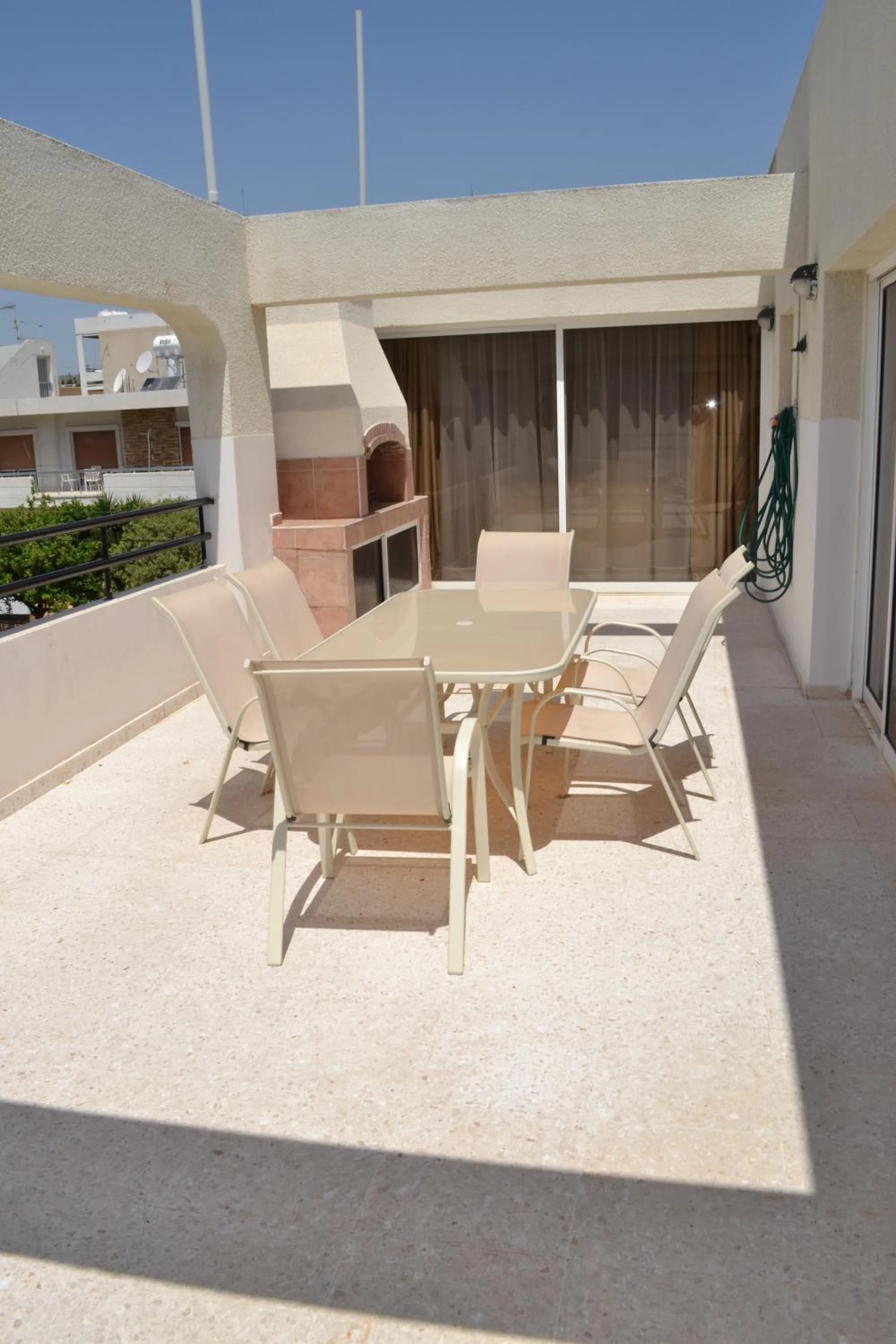 BBQ facilities in Marianna Hotel Apartments