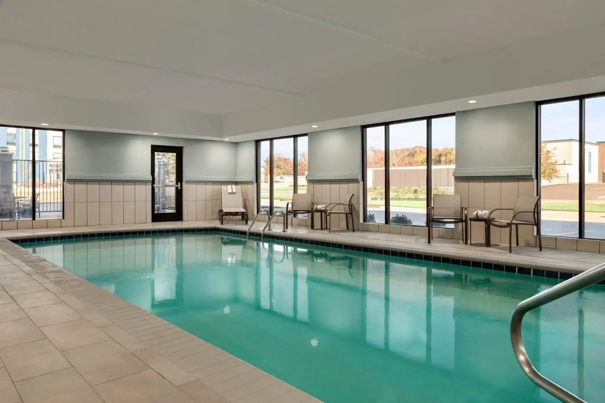 Swimming pool in Holiday Inn Express & Suites Forrest City by IHG Swimming pool in Holiday Inn Express & Suites Forrest City by IHG