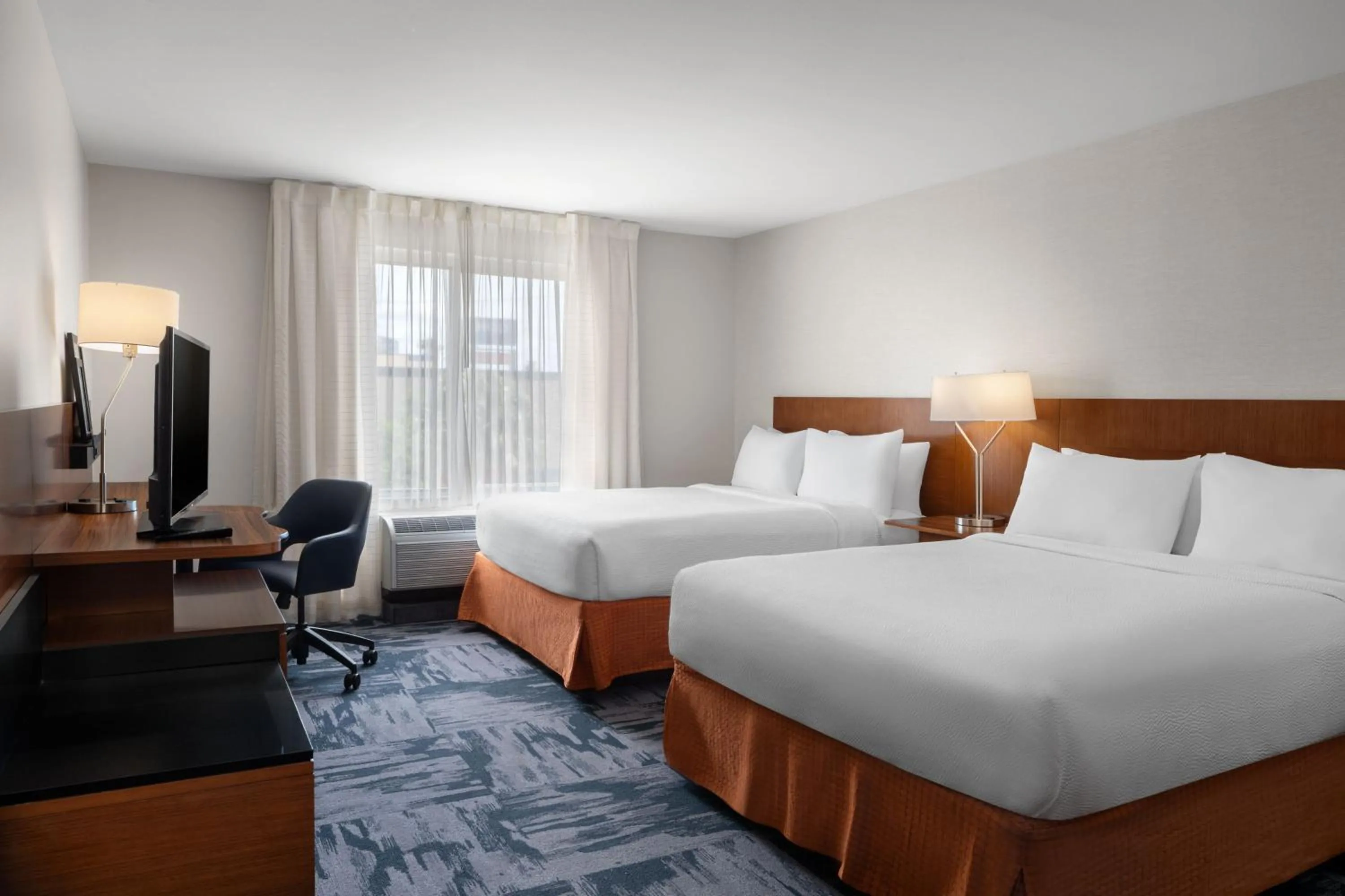 Photo of the whole room, Bed in Fairfield Inn & Suites by Marriott Orlando Kissimmee/Celebration