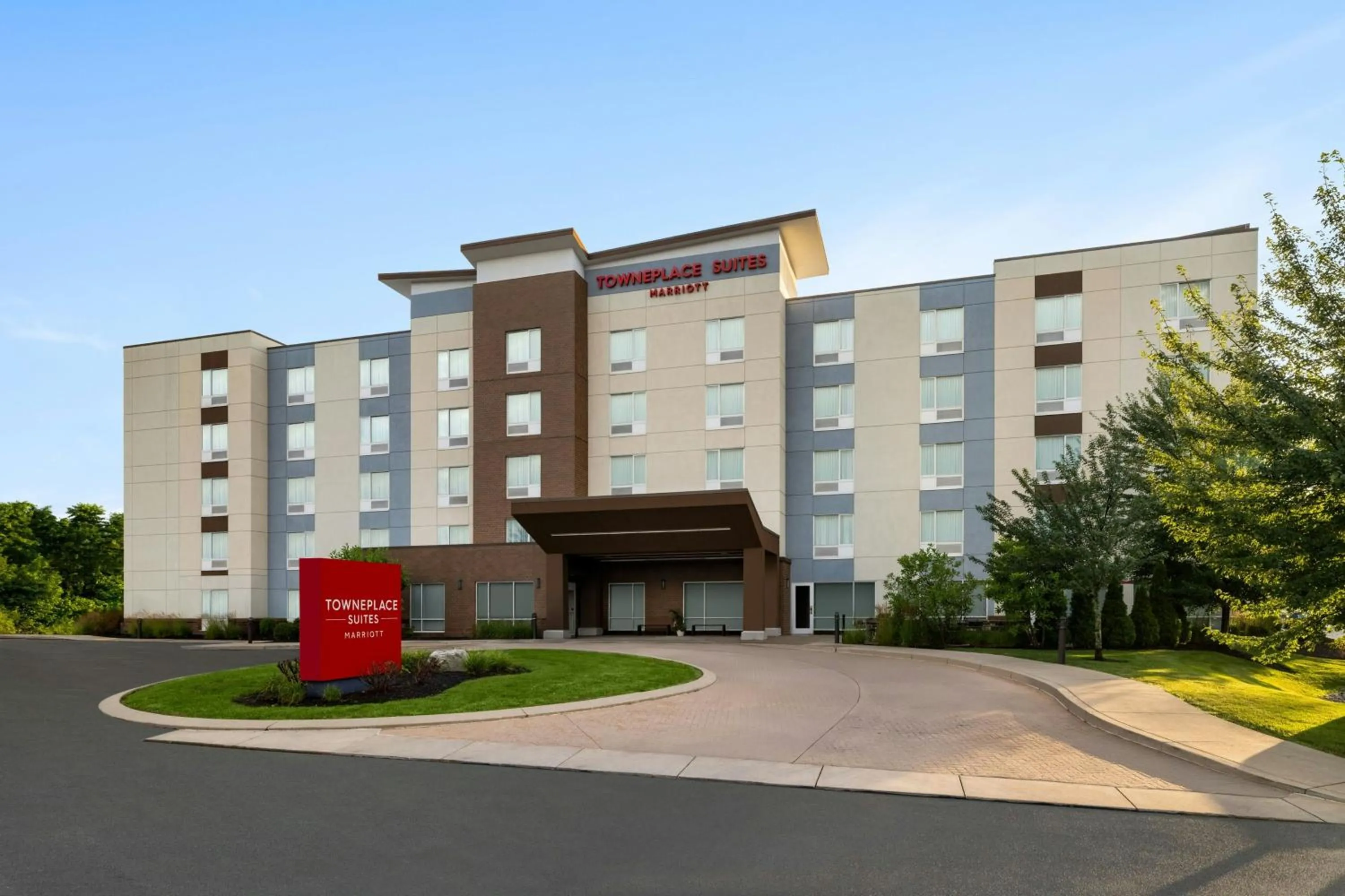 Property building in TownePlace Suites by Marriott Pittsburgh Harmarville