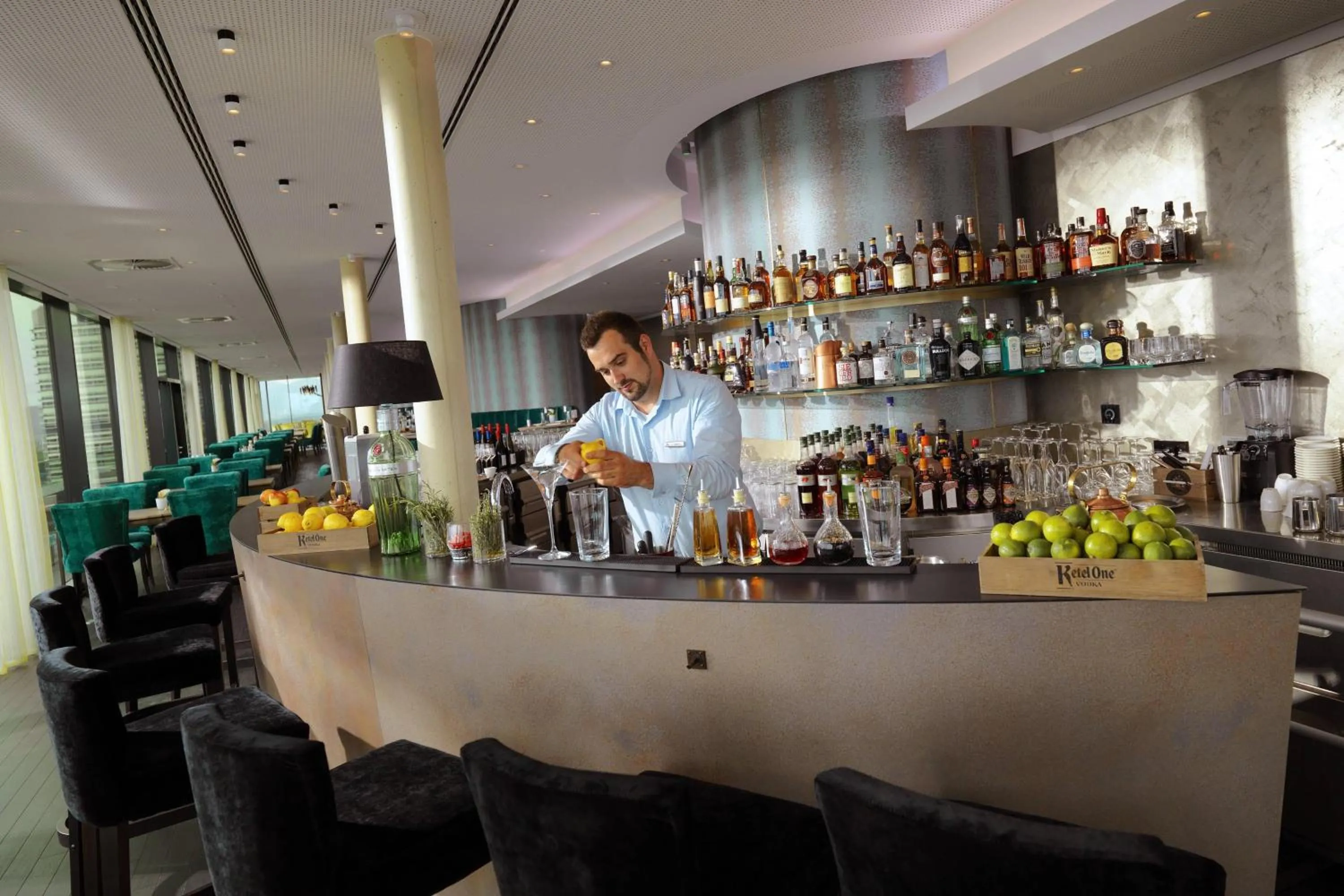 Lounge or bar in Bonn Marriott Hotel