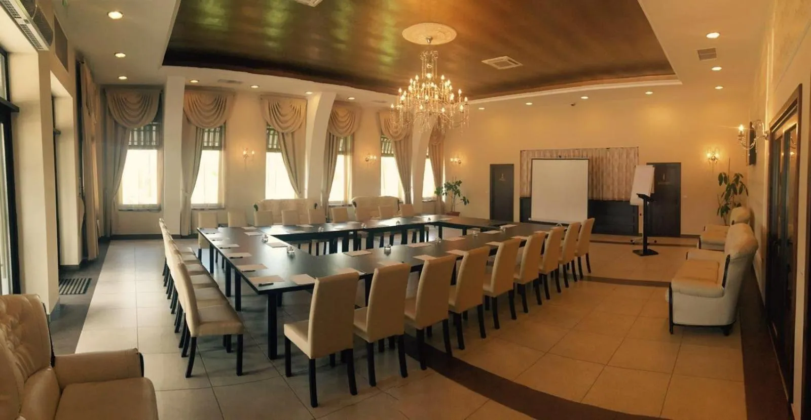 Mirage Resort & Spa