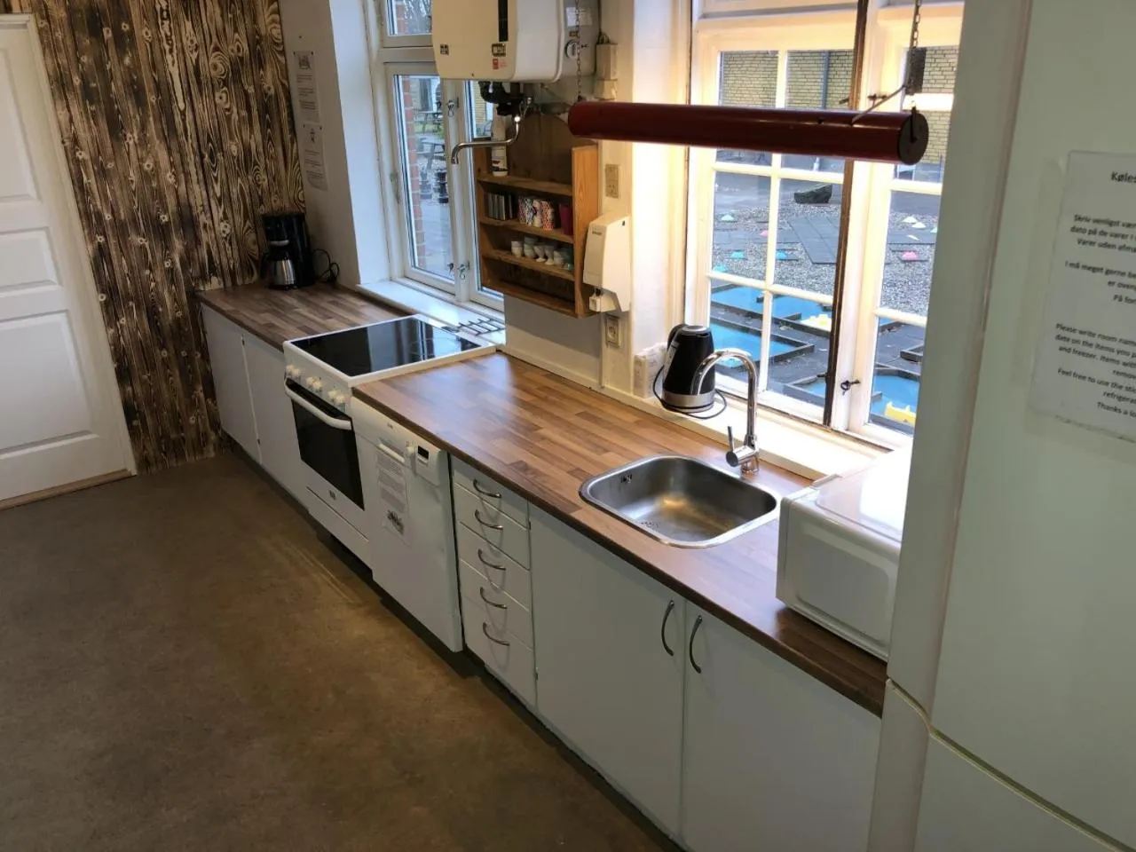 Kitchen or kitchenette in Hestkær Family Rooms
