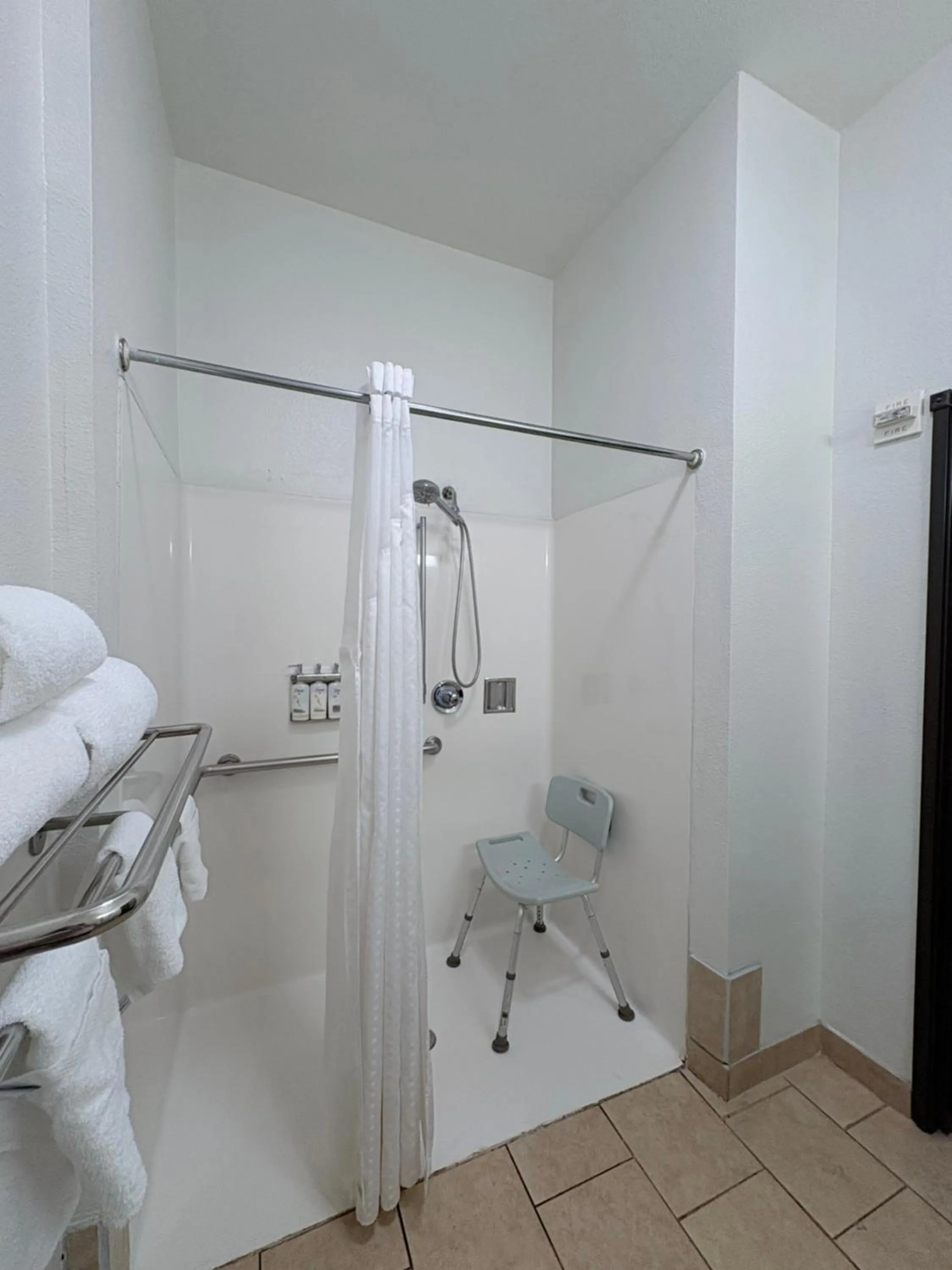 Country Inn & Suites by Radisson, Terrell