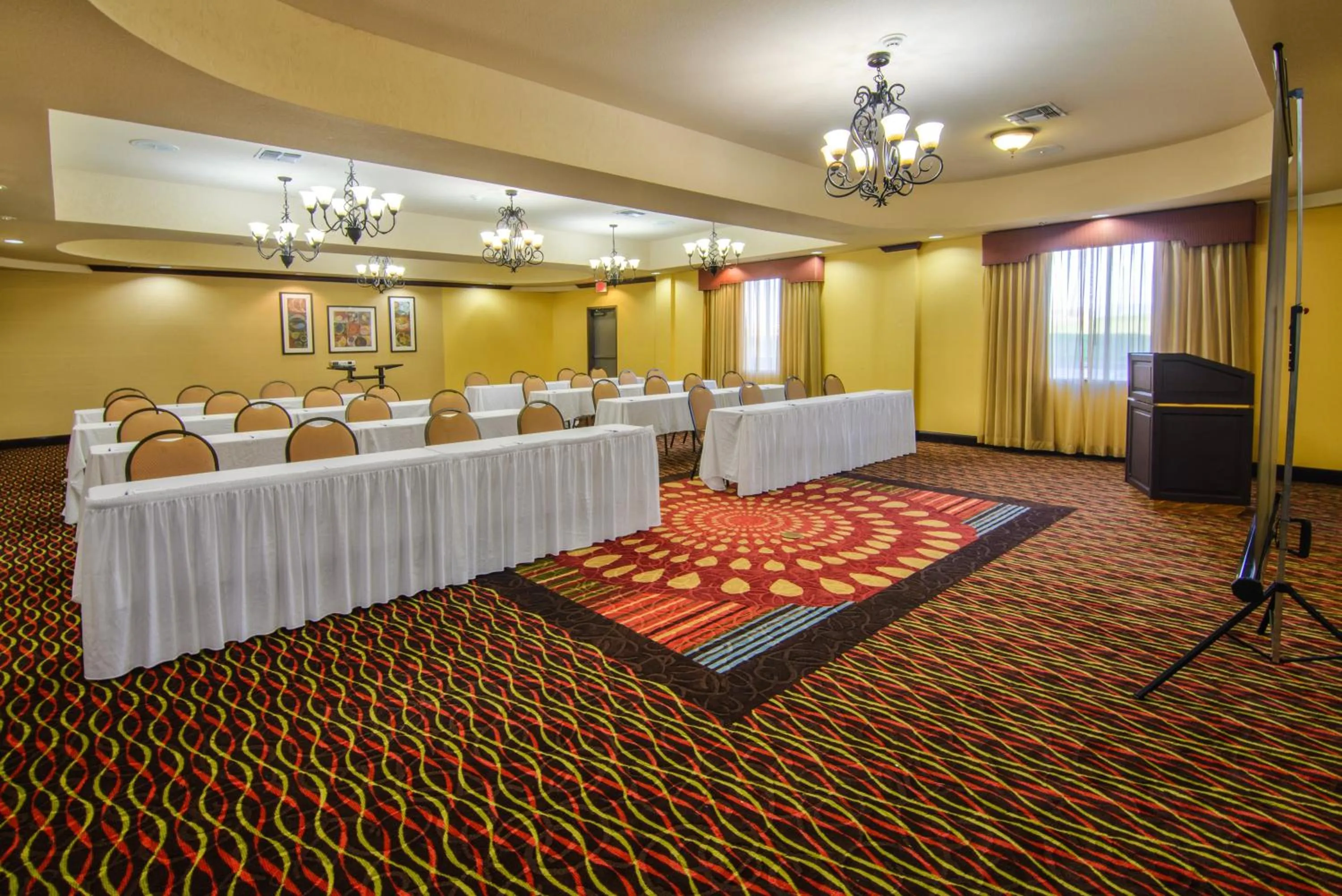 Meeting/conference room in Holiday Inn Express Hotel & Suites Terrell by IHG