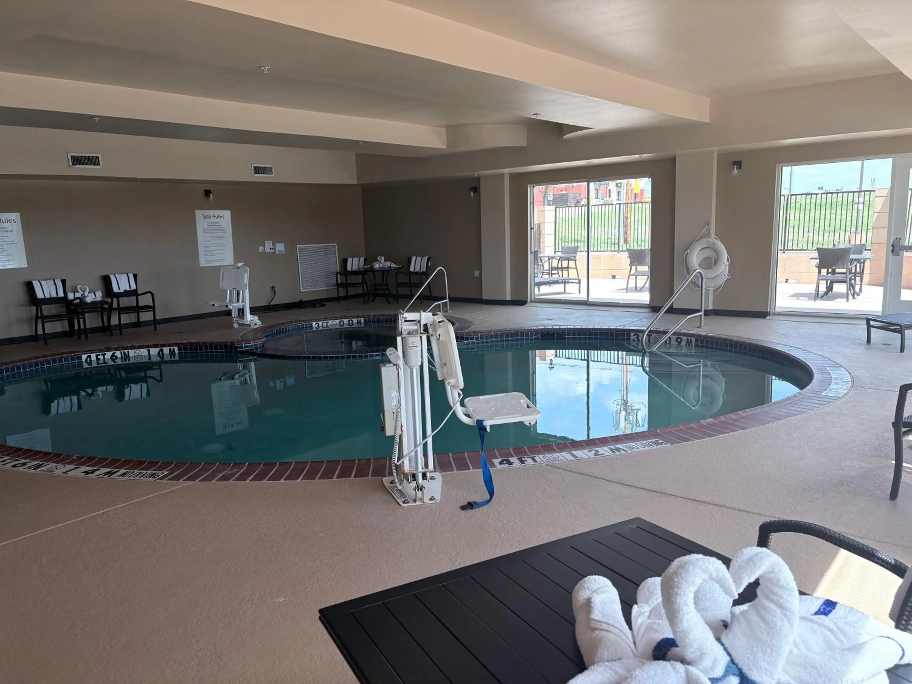 Country Inn & Suites by Radisson, Terrell