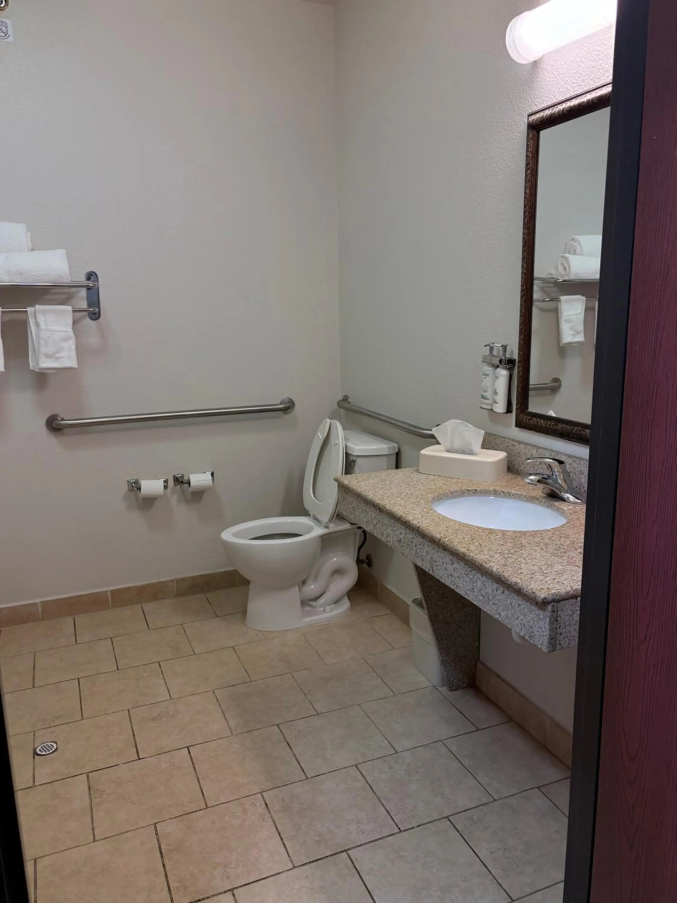 Country Inn & Suites by Radisson, Terrell