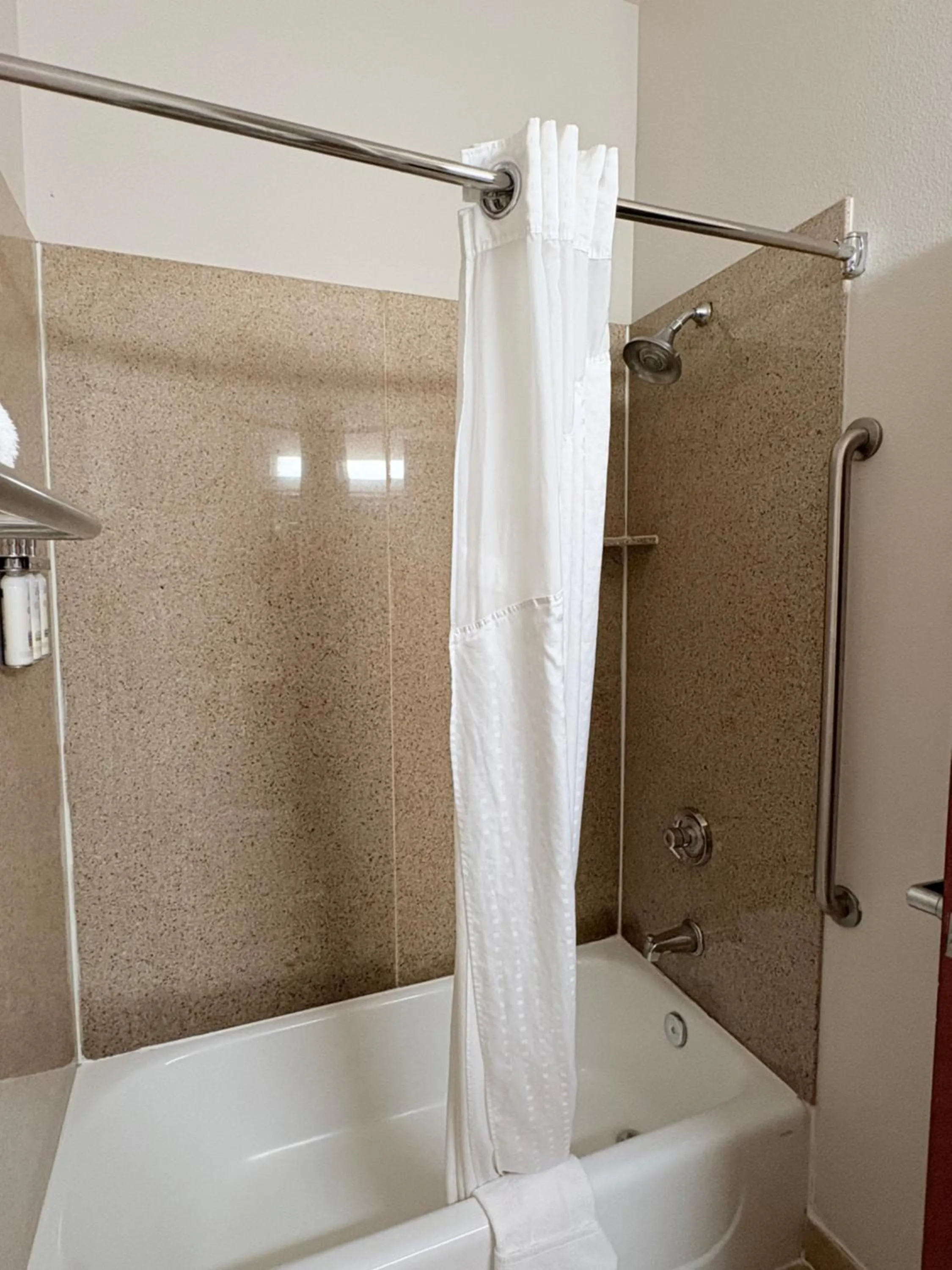 Country Inn & Suites by Radisson, Terrell