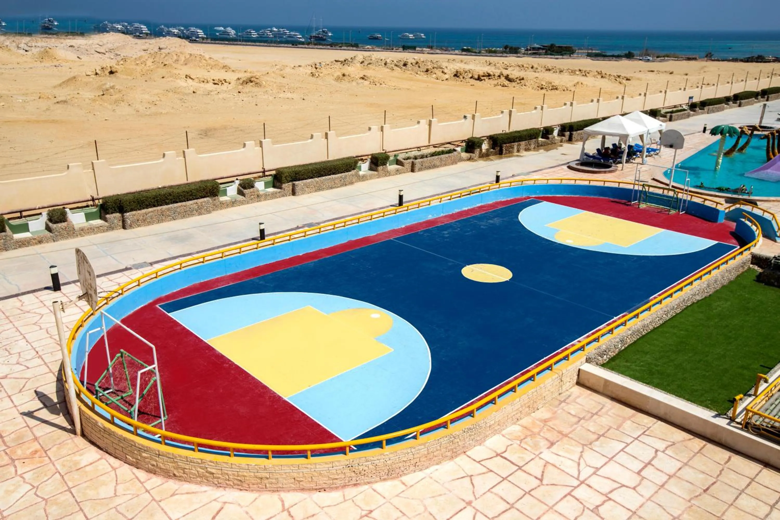 Activities in Sunny Days Mirette Family Resort