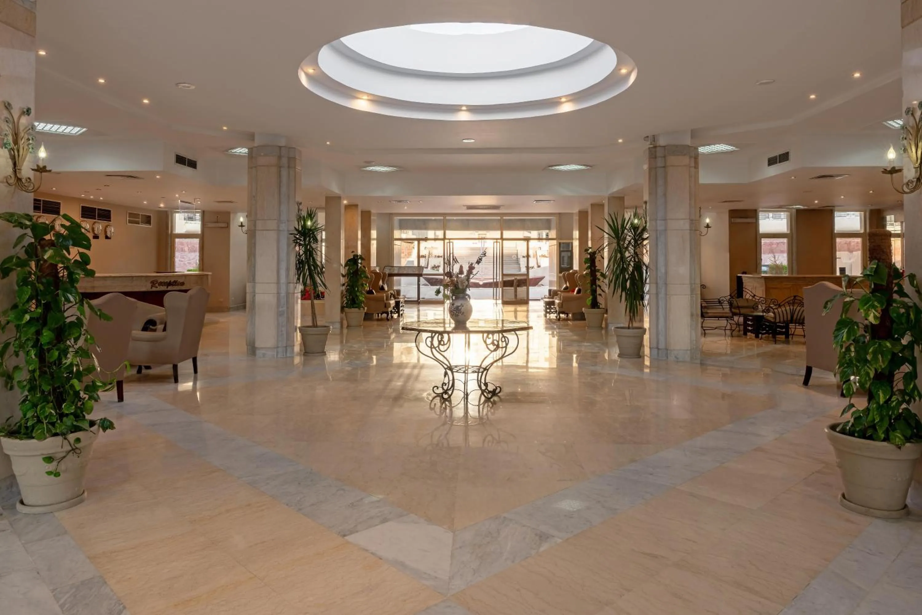 Lobby or reception in Sunny Days Mirette Family Resort