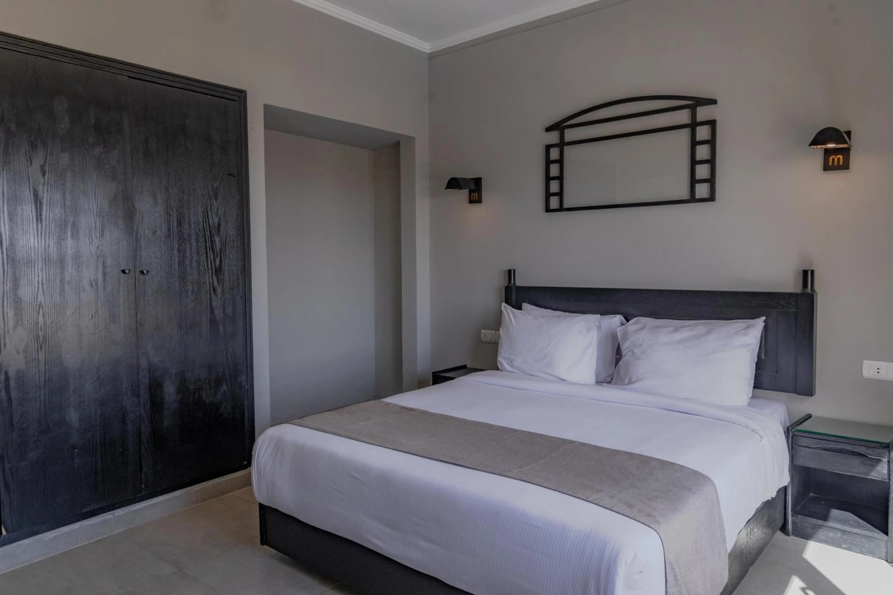 Bedroom, Bed in Sunny Days Mirette Family Resort