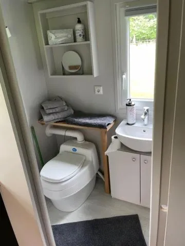 Toilet in Herrenhaus Gut Neuruppersdorf