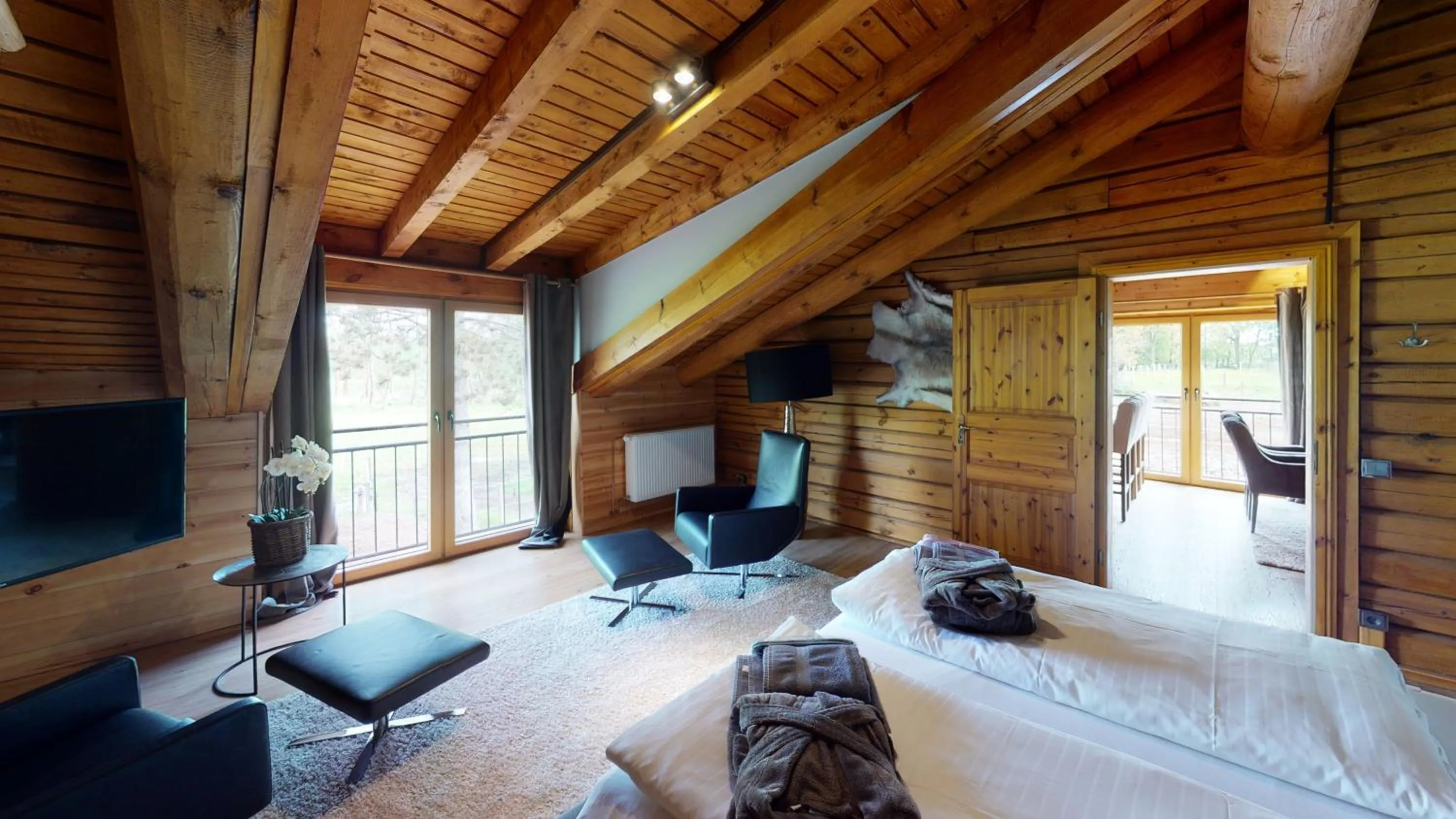 Seating area, Bed in Herrenhaus Gut Neuruppersdorf