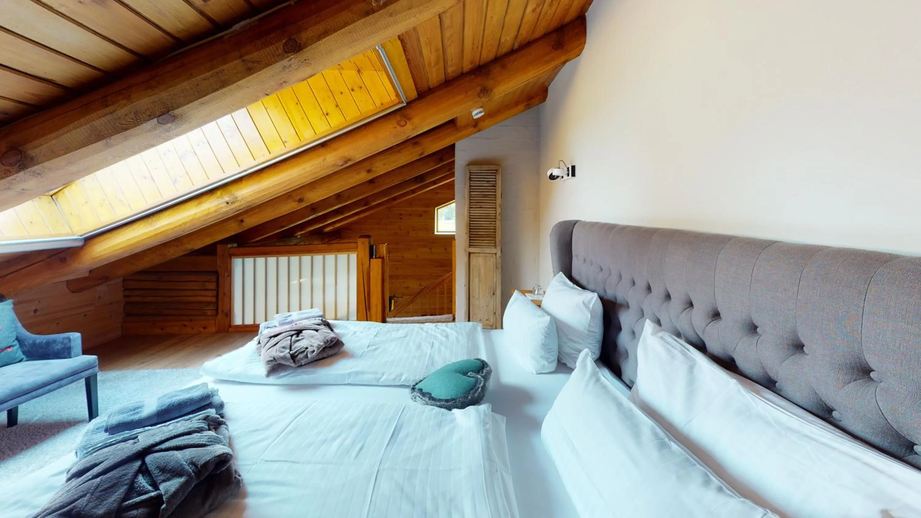 Bedroom, Bed in Herrenhaus Gut Neuruppersdorf